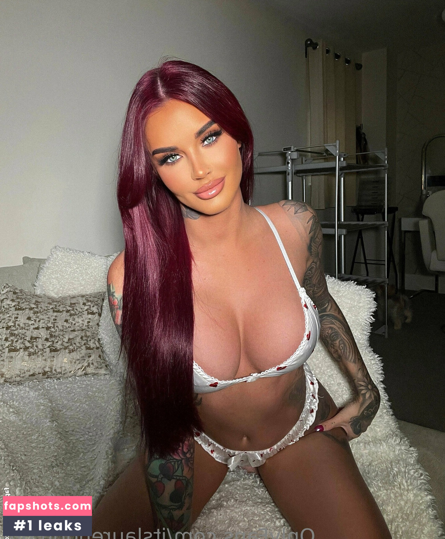 Itslaurendotcom gallery photo #26