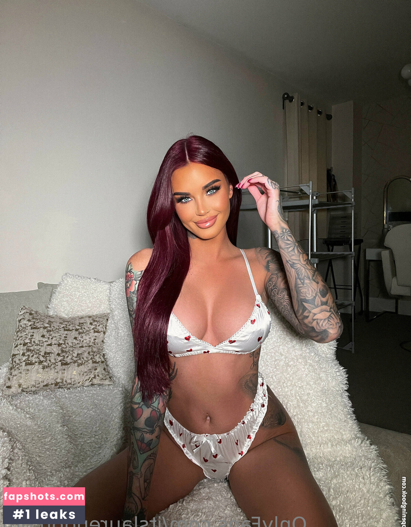 Itslaurendotcom gallery photo #28