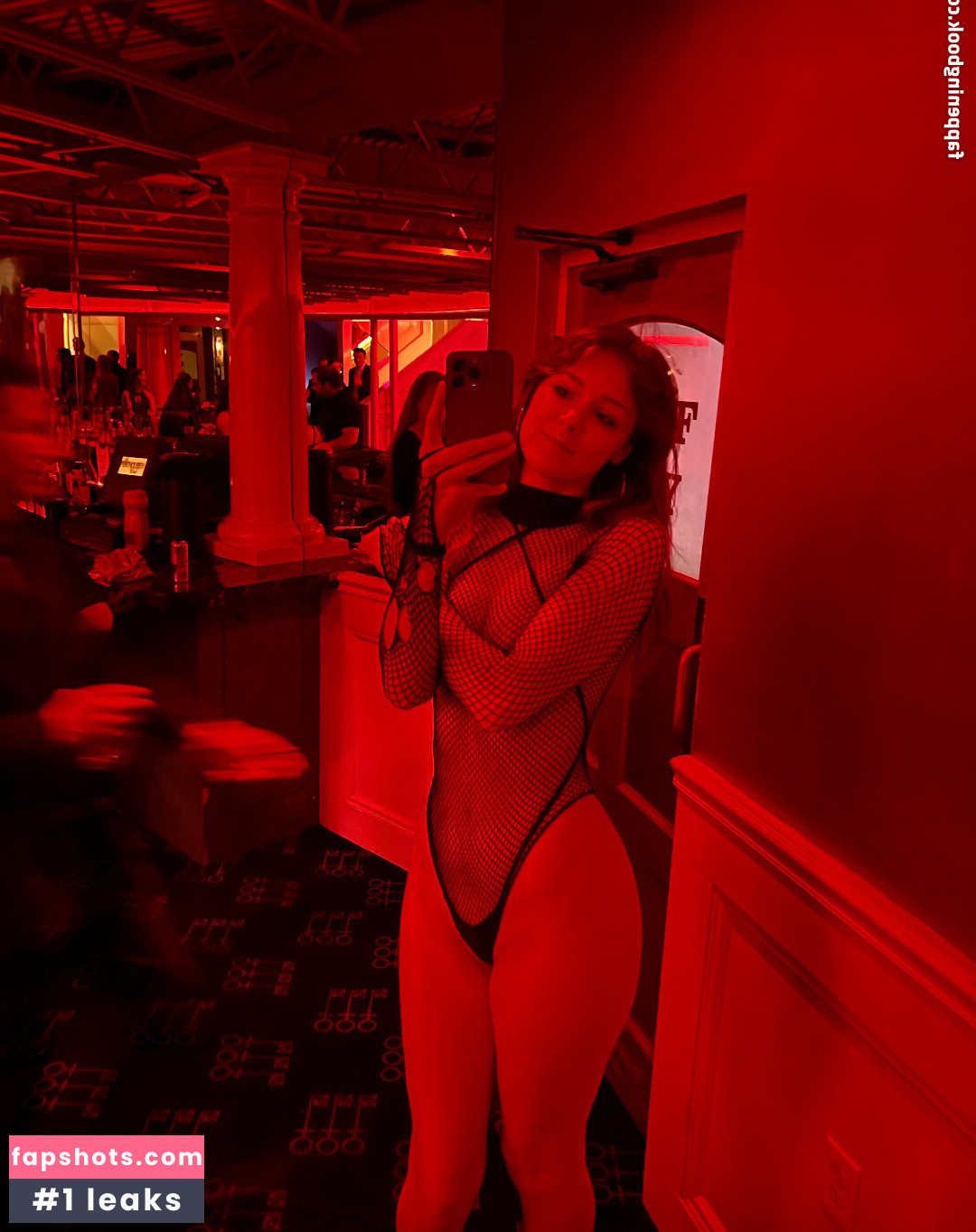 itslillimai gallery photo #2