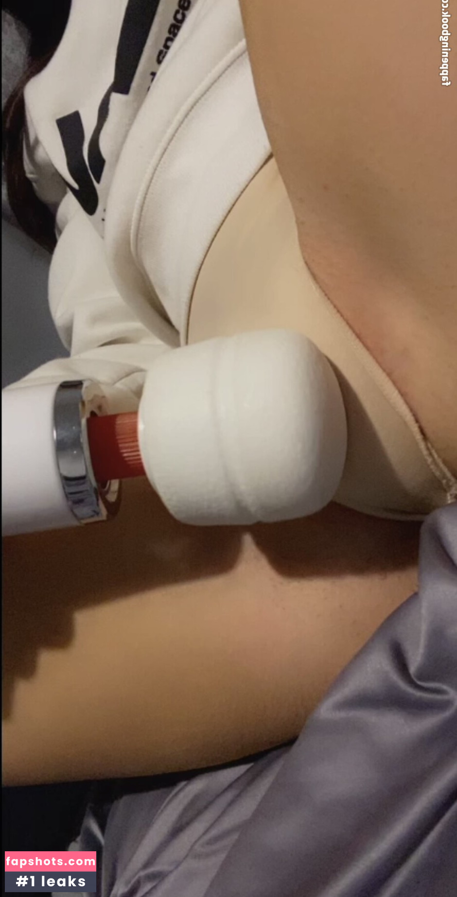 Itslucyx_ gallery photo #9