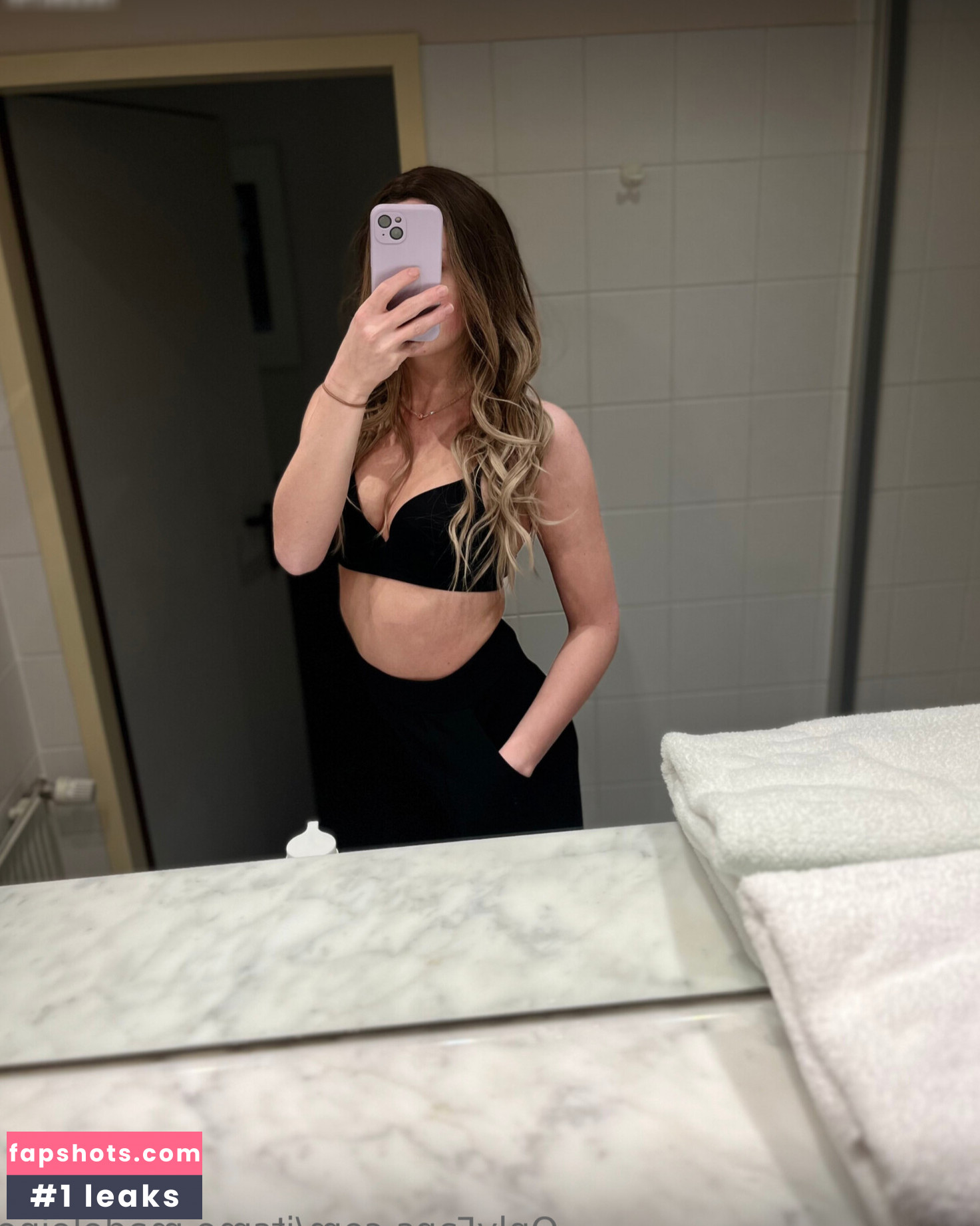 itsme.madeleine gallery photo #11