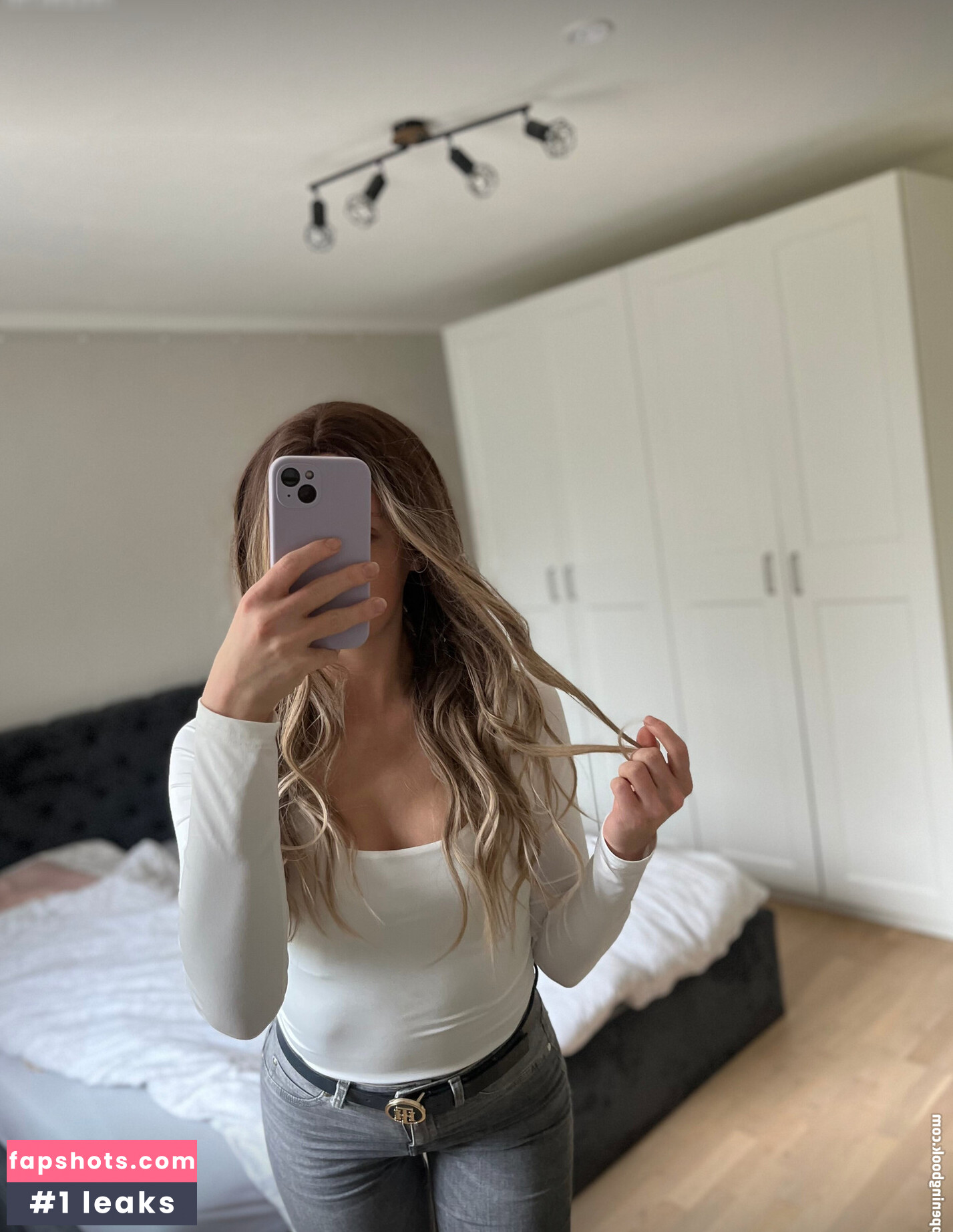 itsme.madeleine gallery photo #22