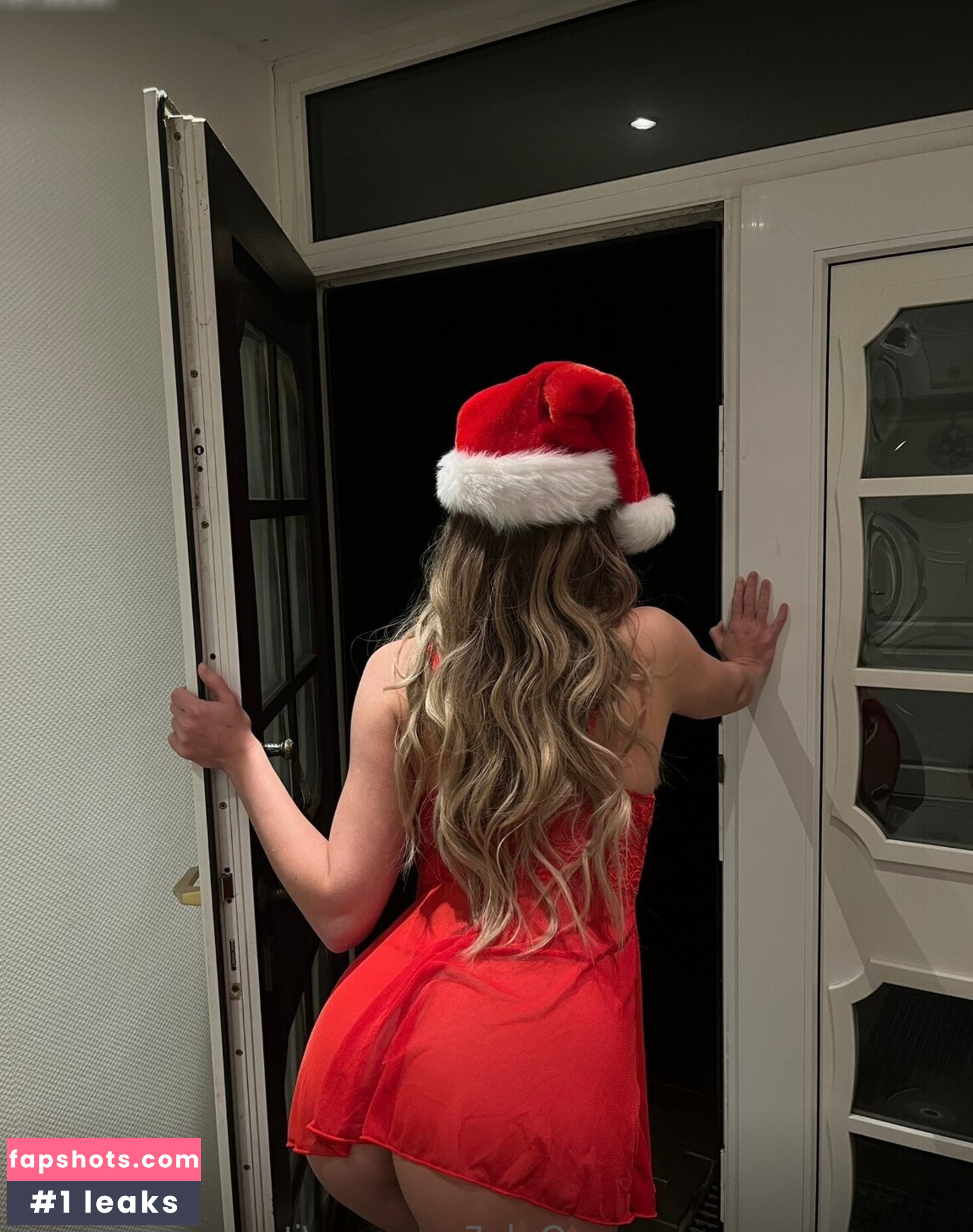 itsme.madeleine gallery photo #27