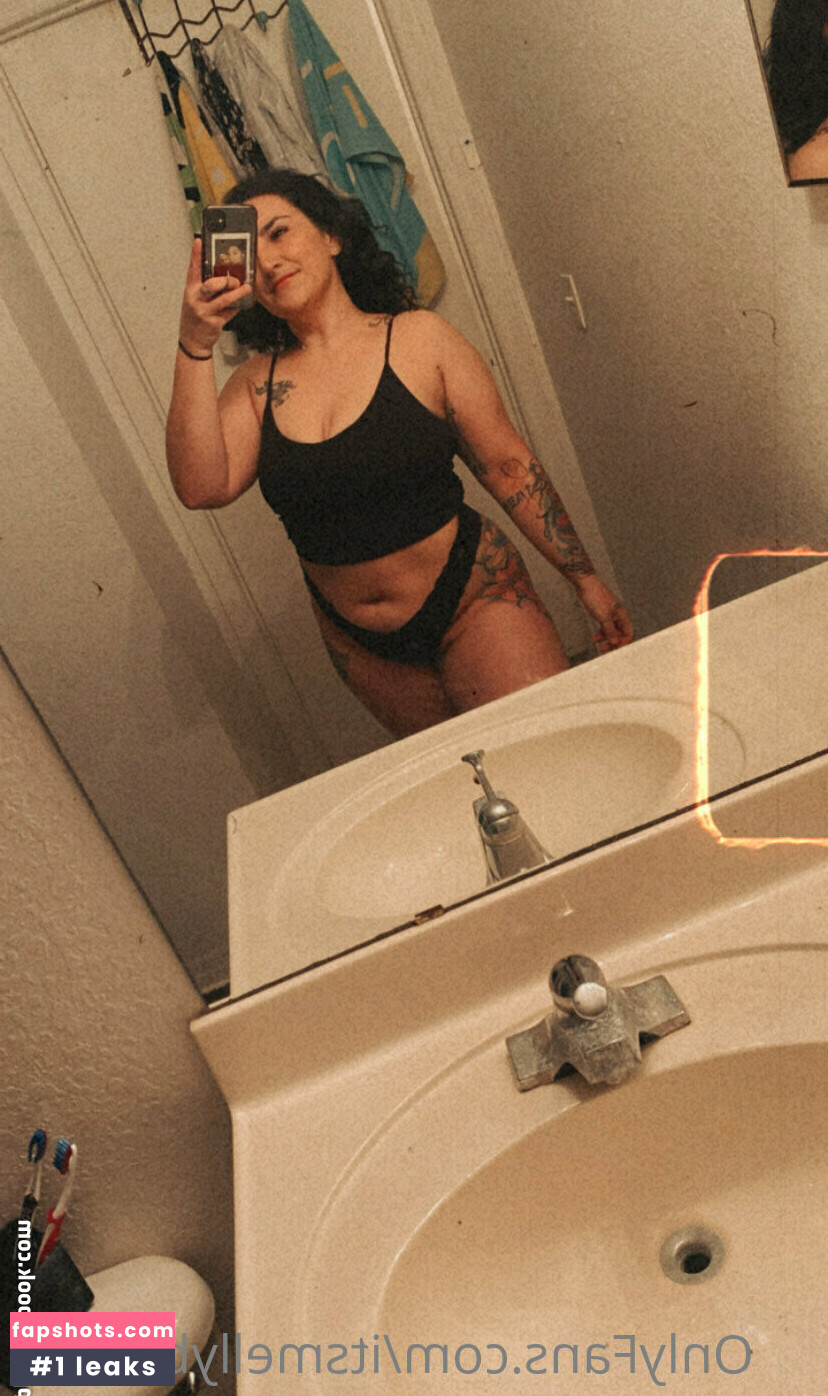 itsmellybaybee Filtración Desnuda OnlyFans Foto #22 - Fapshots
