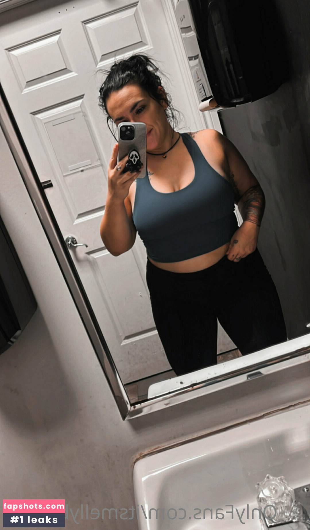 itsmellybaybee Filtración Desnuda OnlyFans Foto #4 - Fapshots