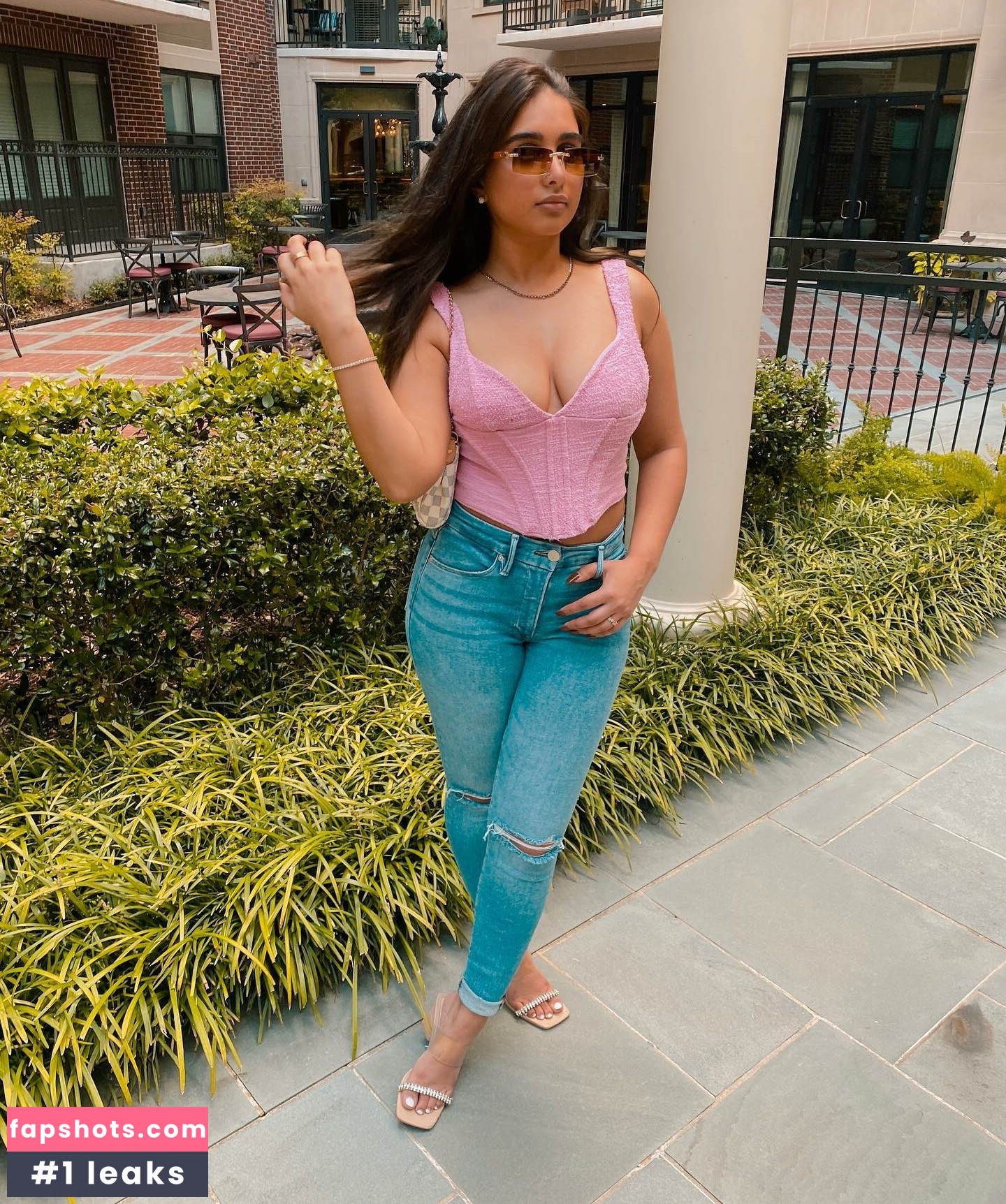 itsmemeghnaa nude babe gallery