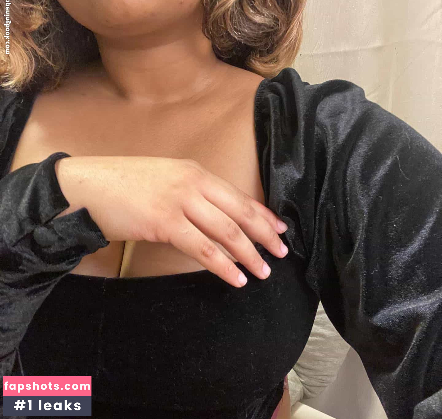 itsmezaraxx gallery photo #16