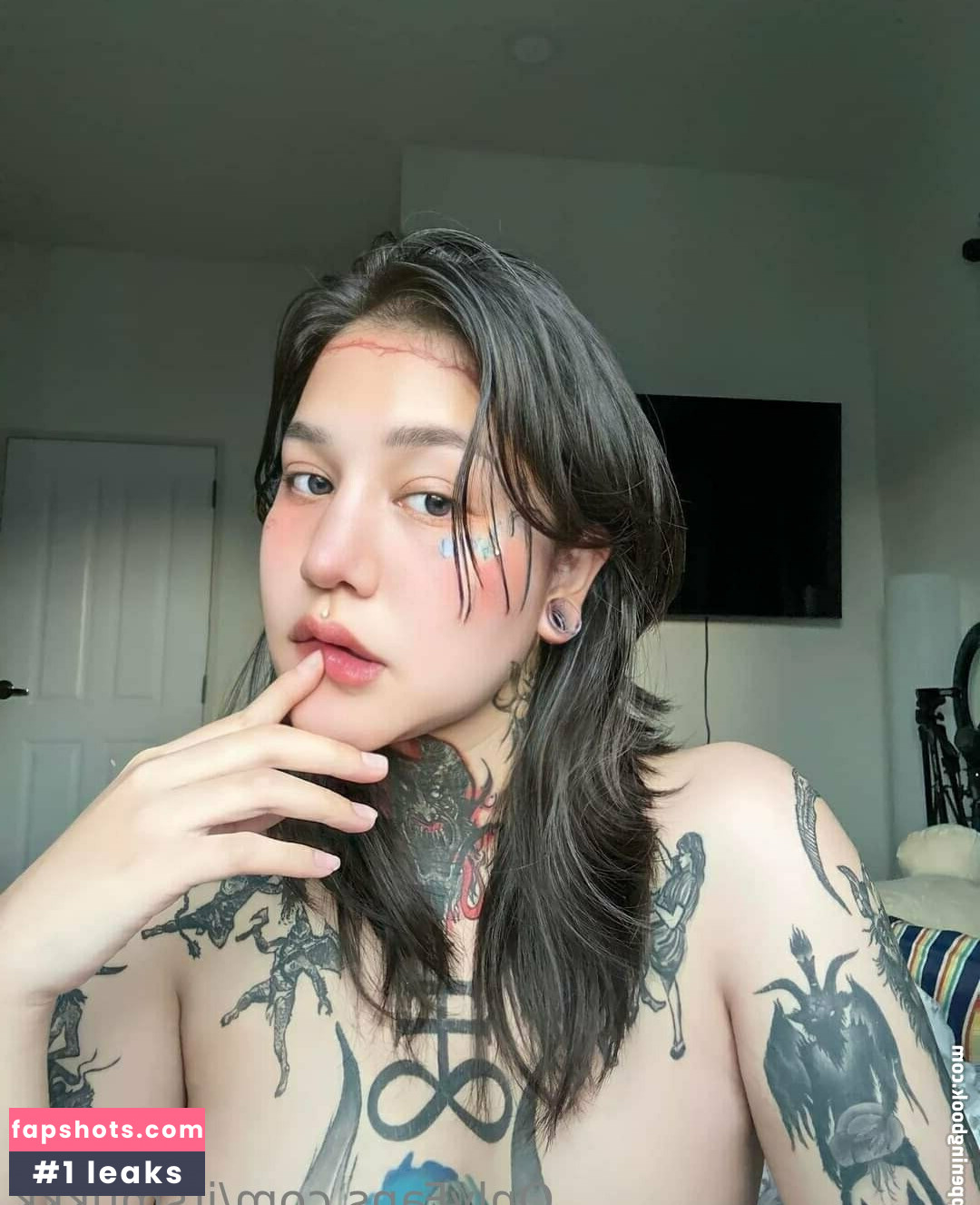 Itsmukkk gallery photo #10