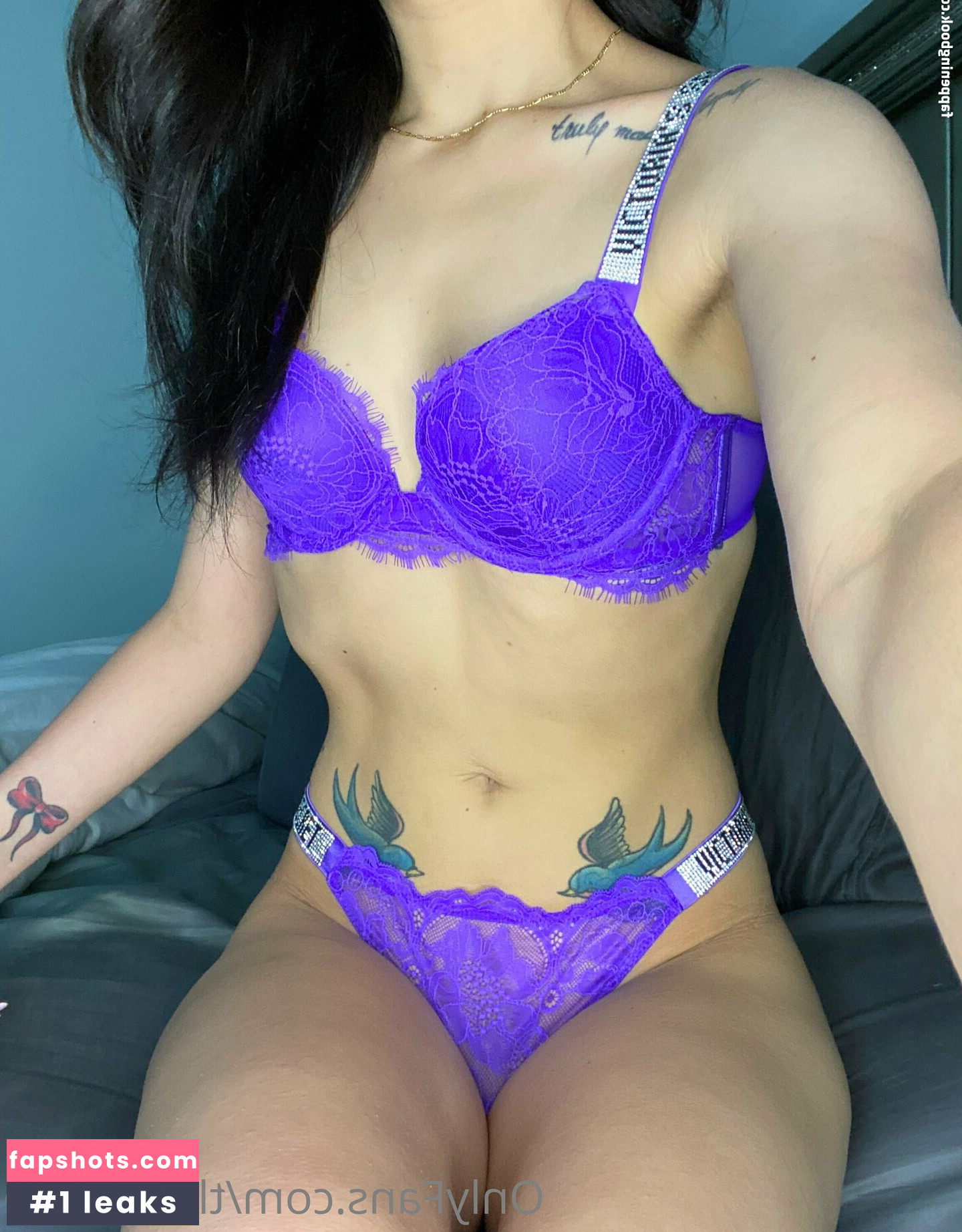 itsnayrae nude babe gallery