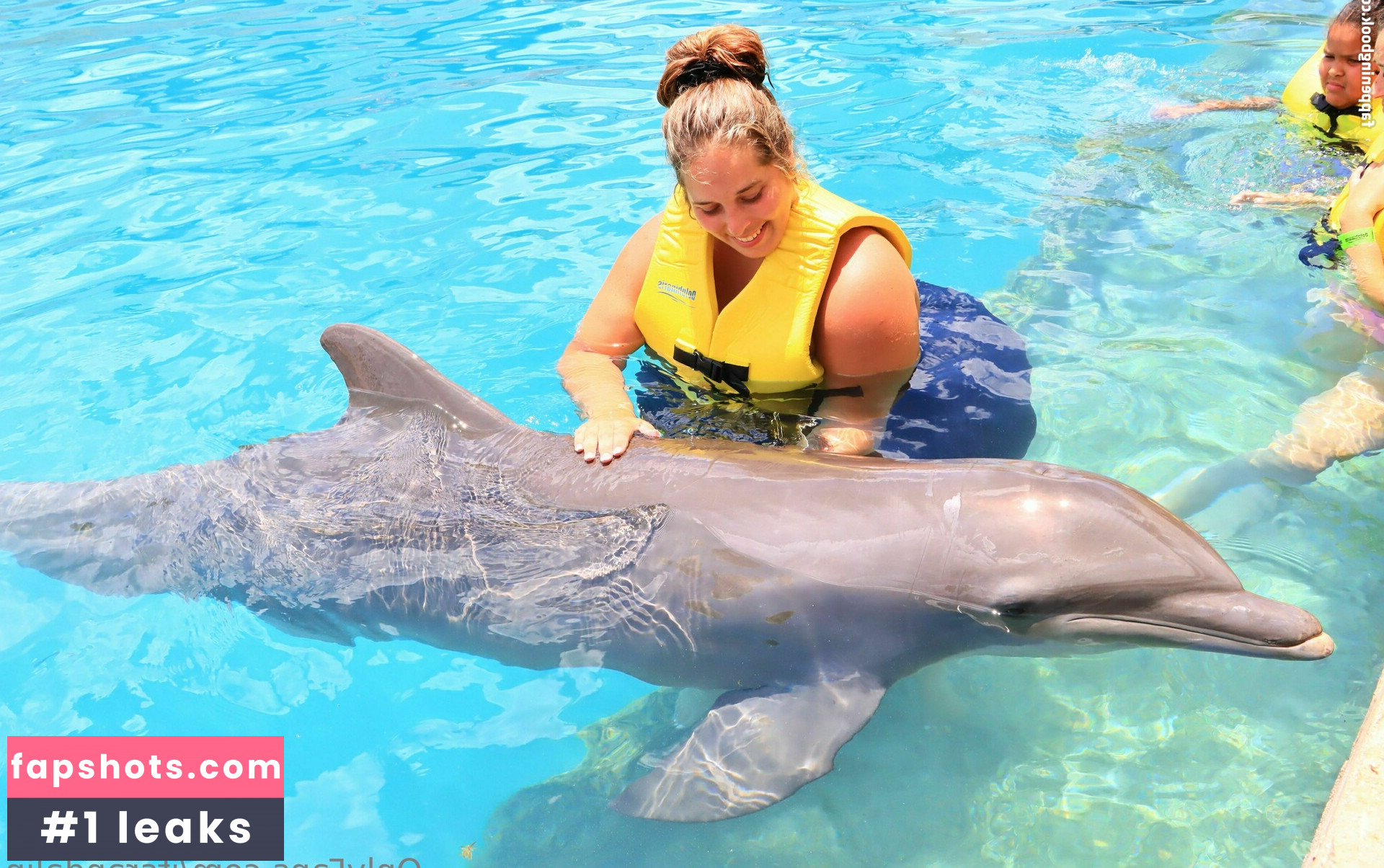 itsRandalin gallery photo #16