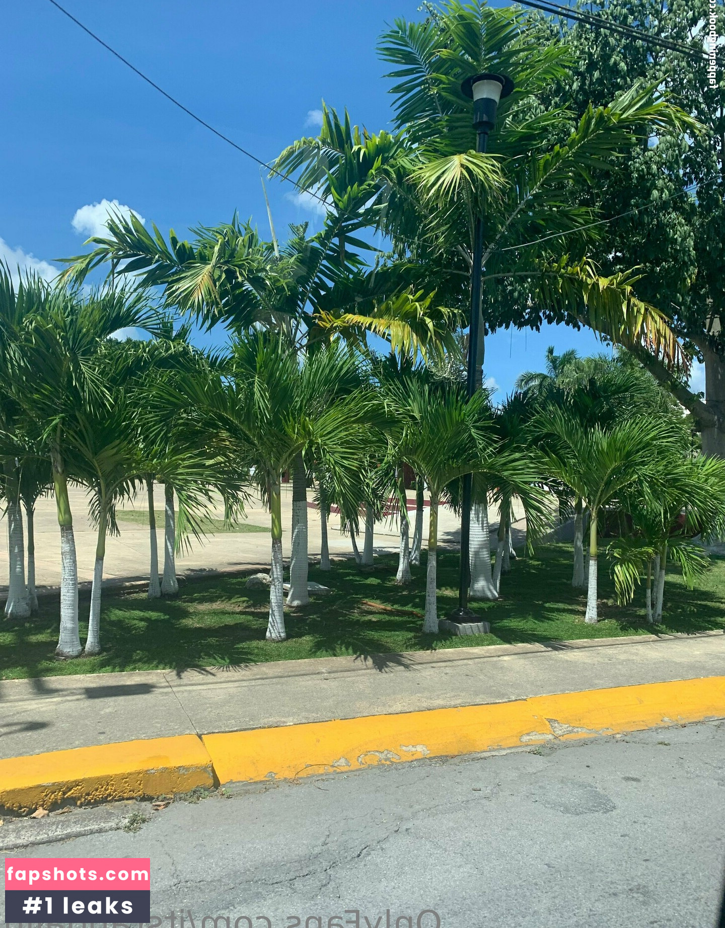 itsRandalin gallery photo #33