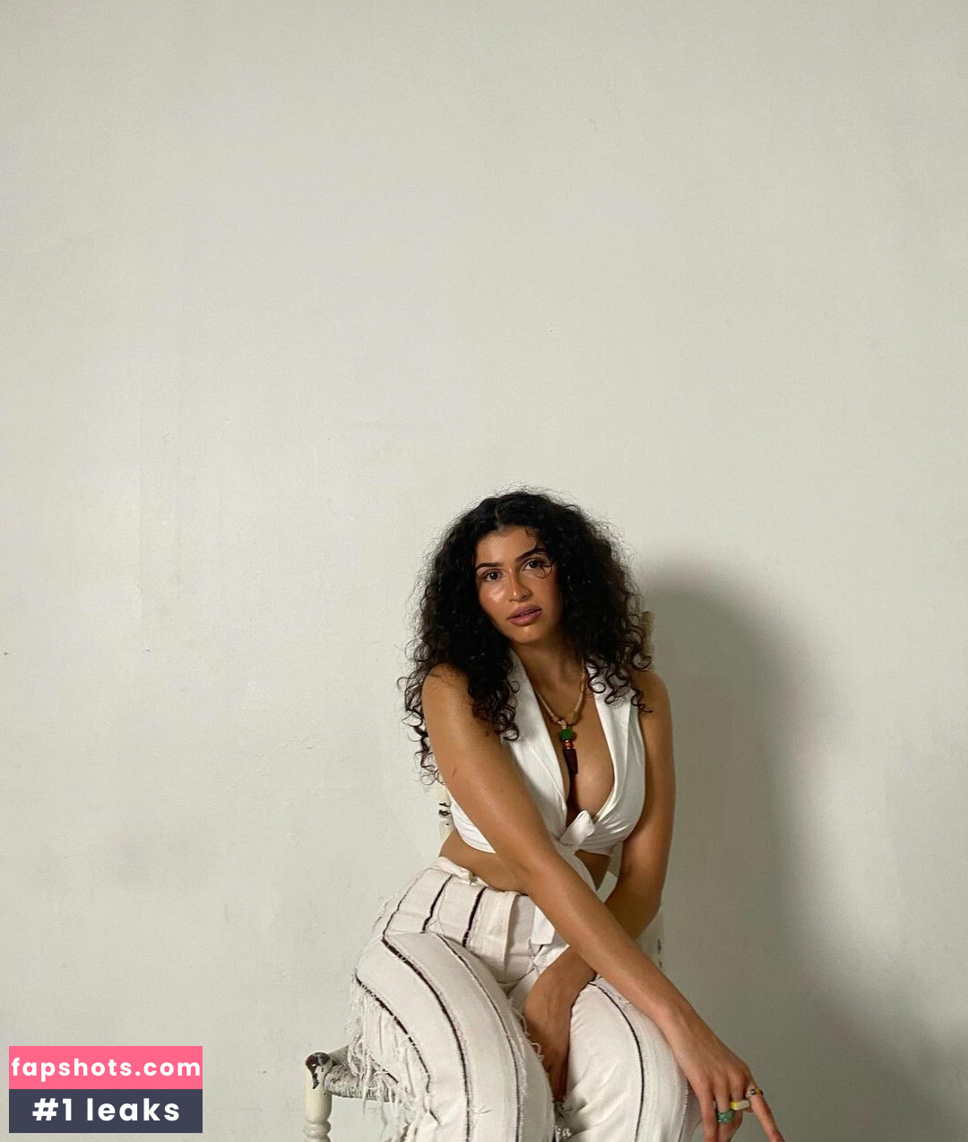 Itstaleen gallery photo #36