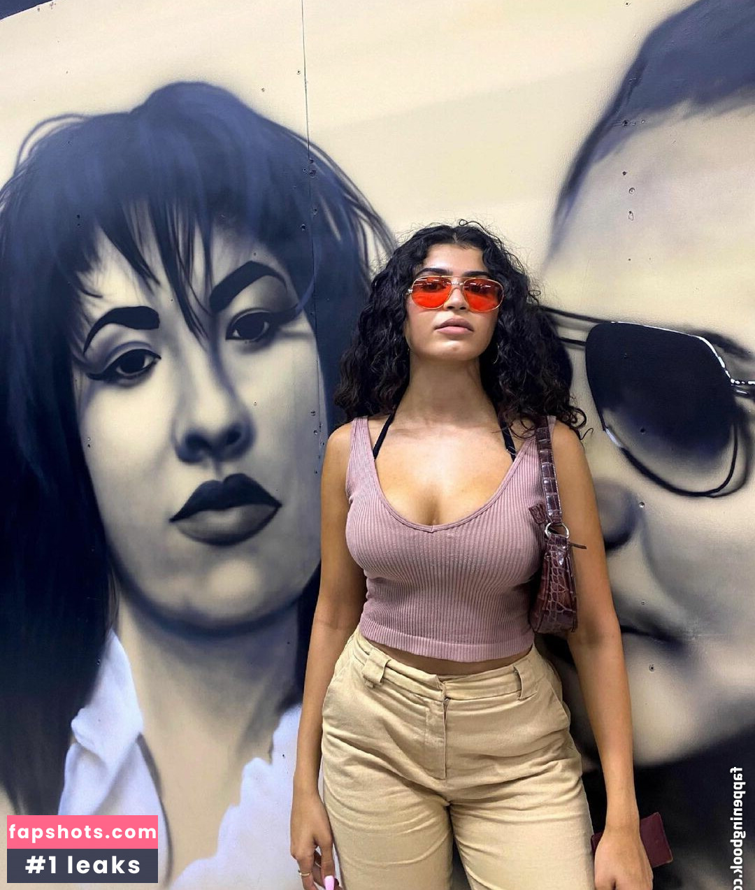 Itstaleen gallery photo #47