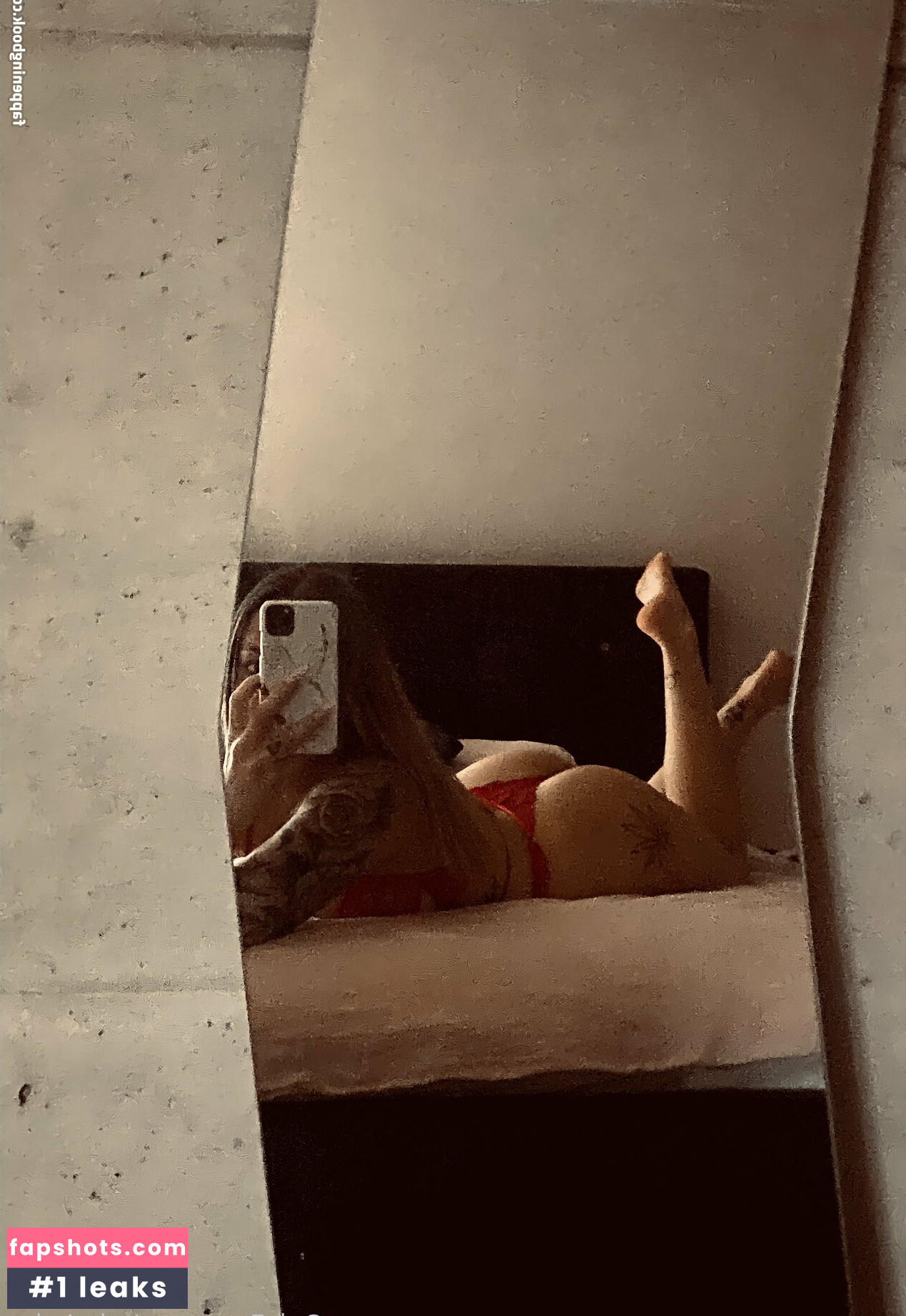 itsvalebabyy gallery photo #3