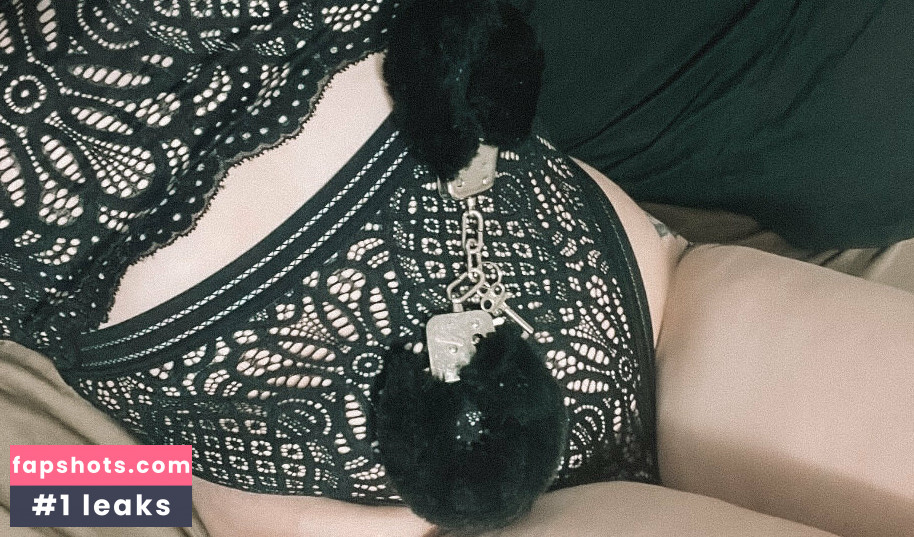 itsyagirlpaz nude babe gallery