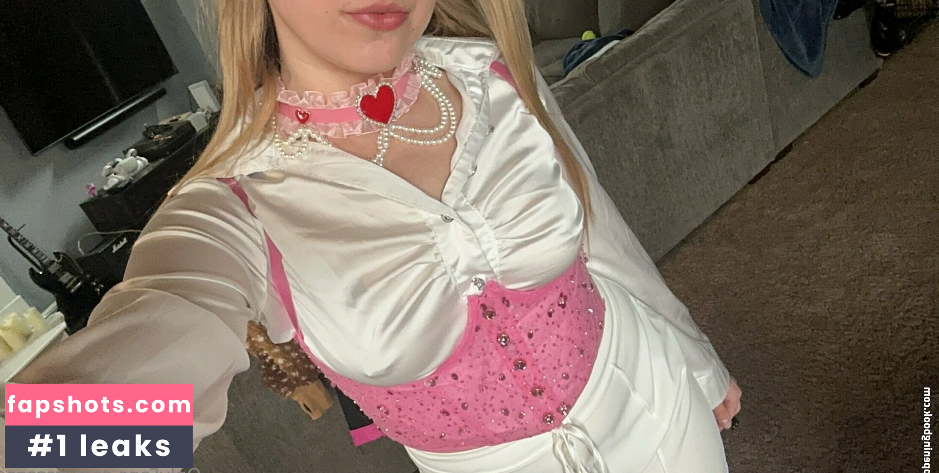 itszaza gallery photo #13