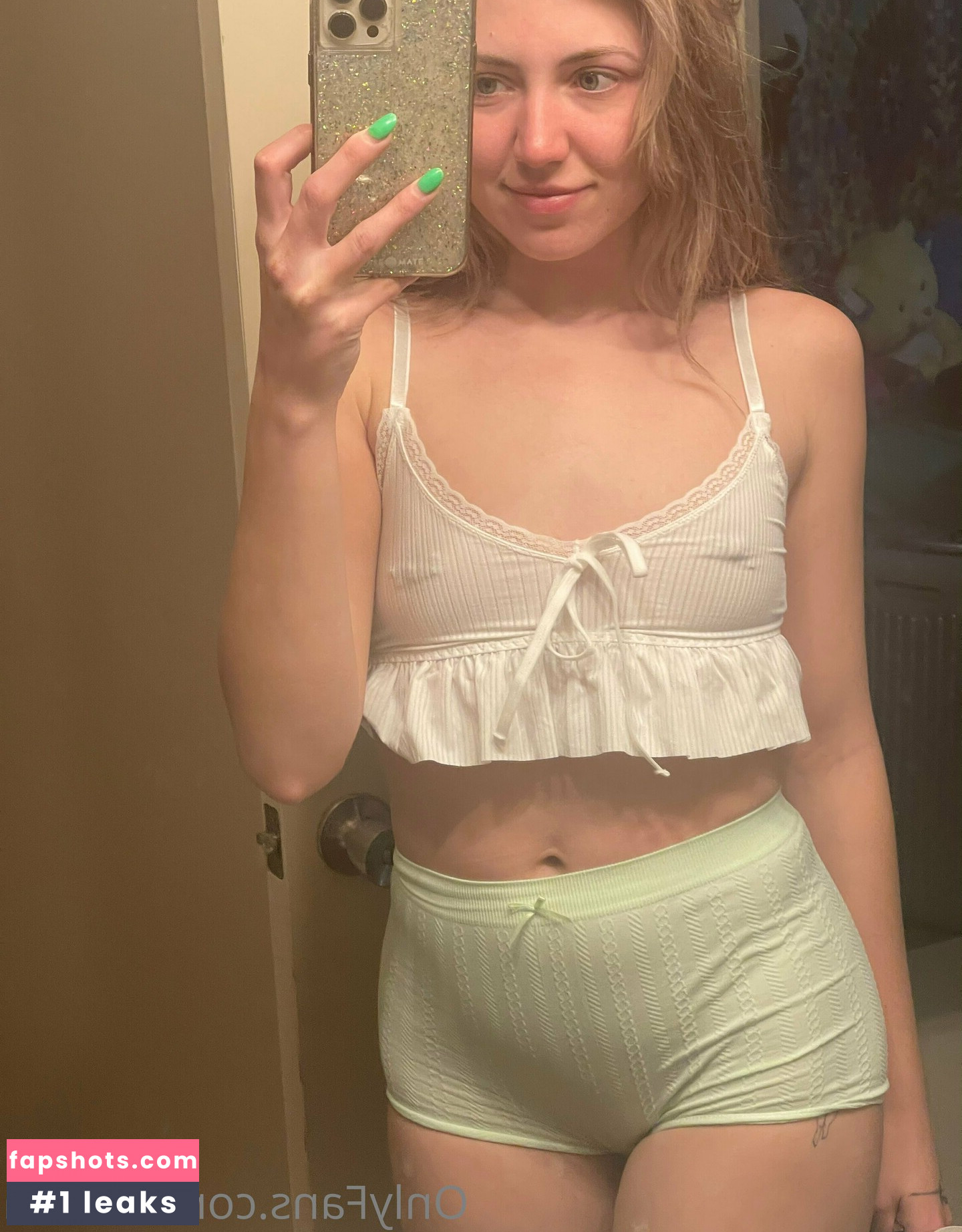 itszaza gallery photo #20