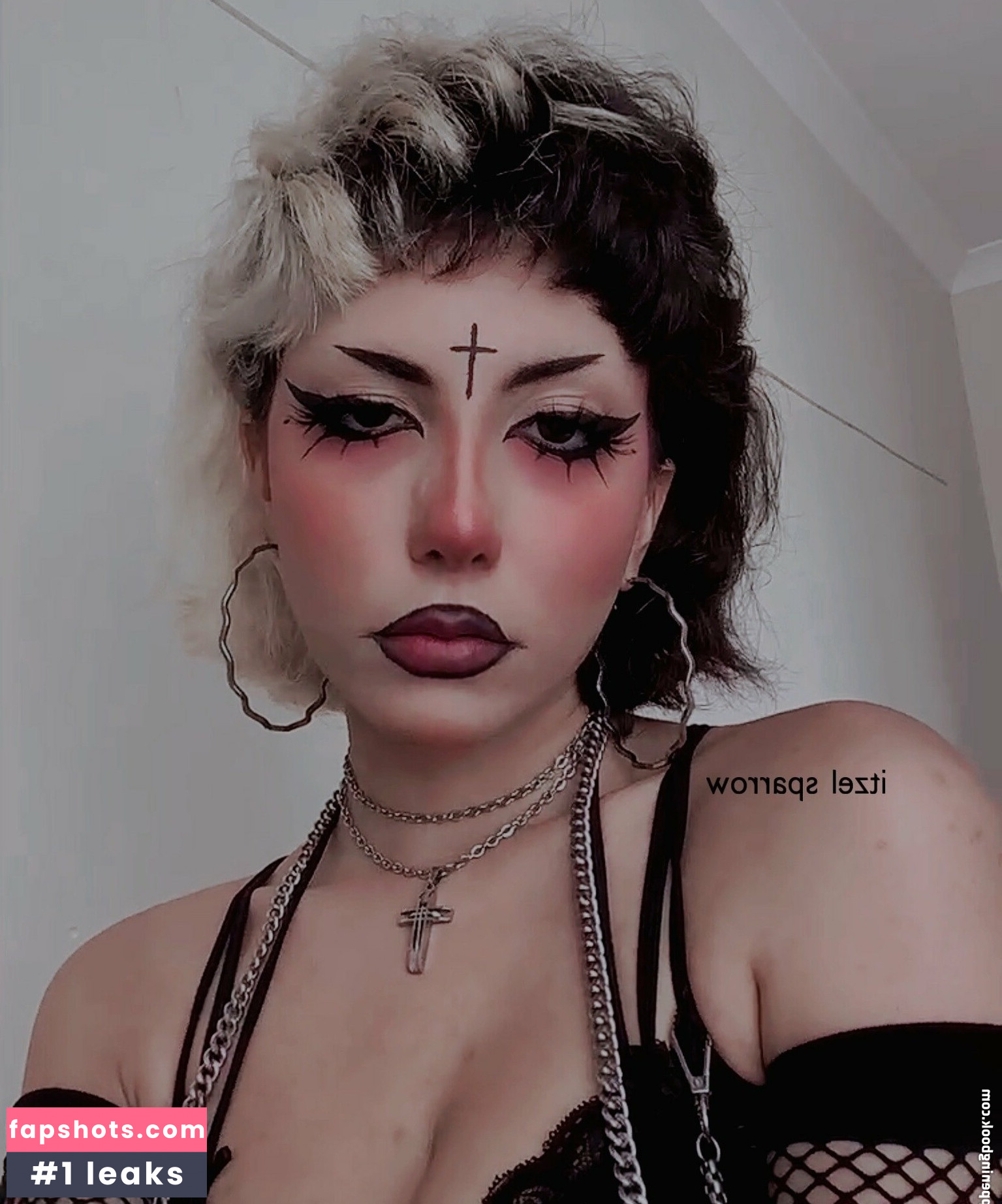 itzel2002free gallery photo #34