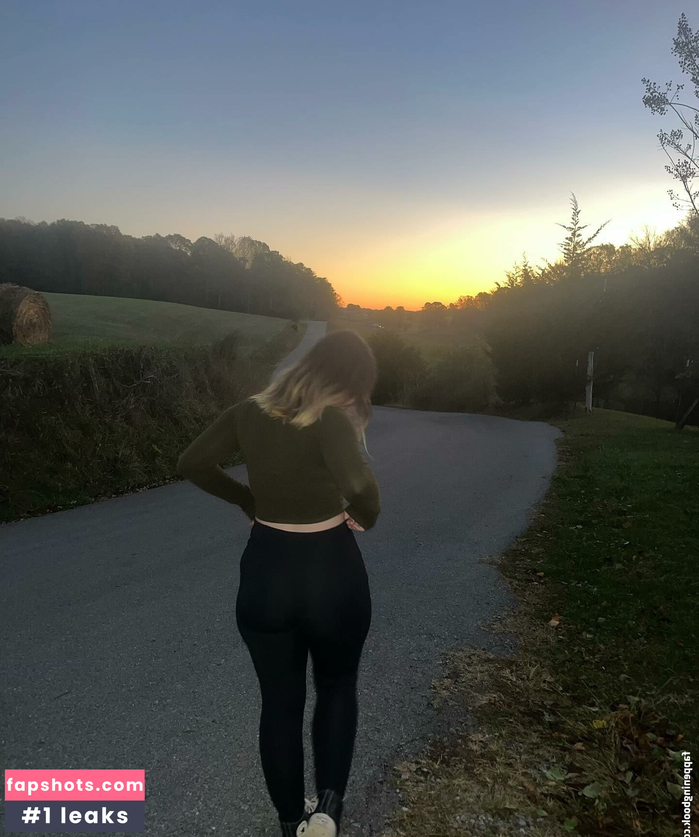 Itzgracierobbins gallery photo #17