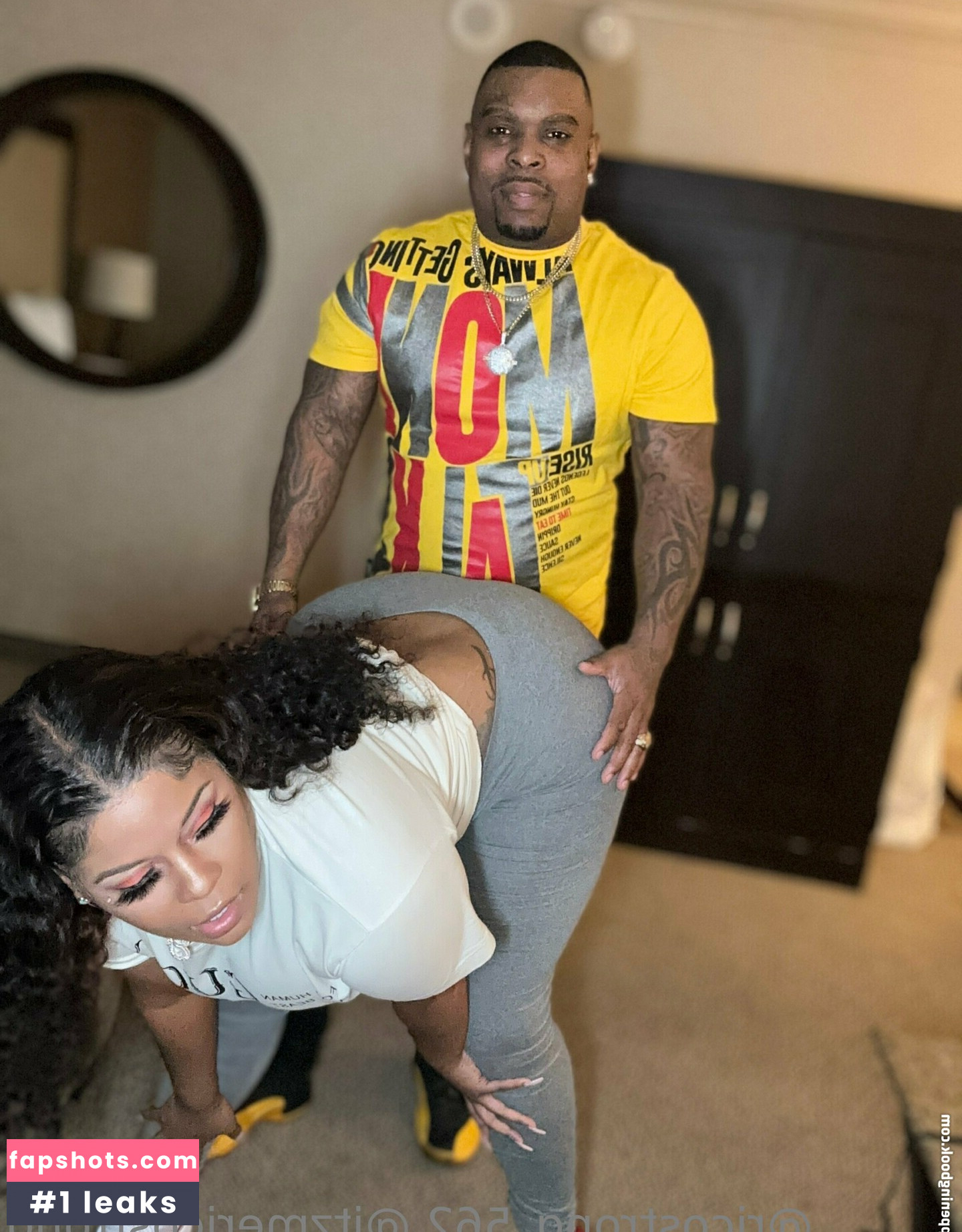 itzmericostrong gallery photo #11