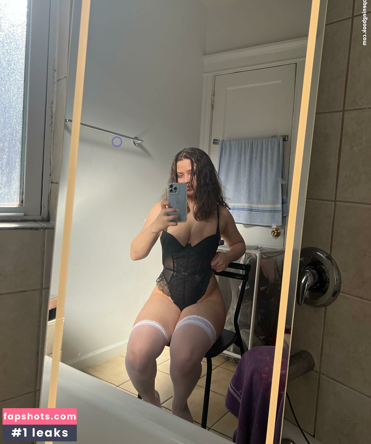 Itzwhitechina gallery photo #17