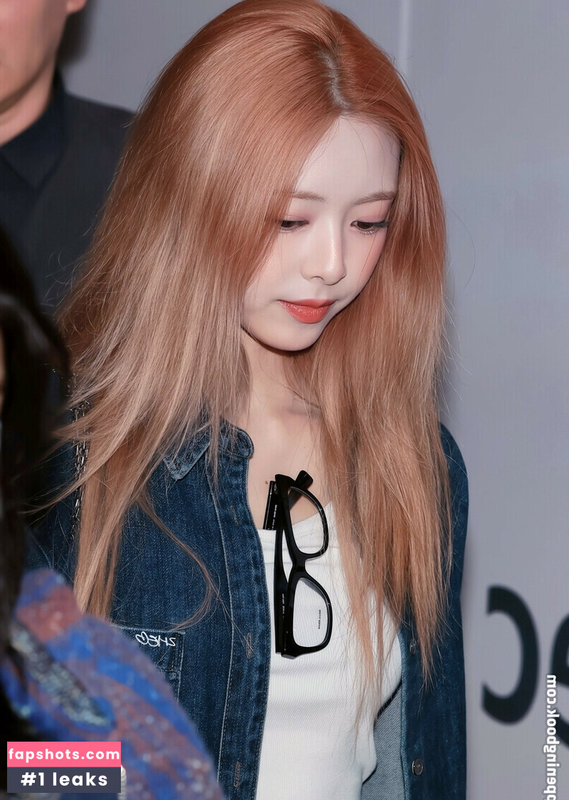 itzy.all.in.us gallery photo #124