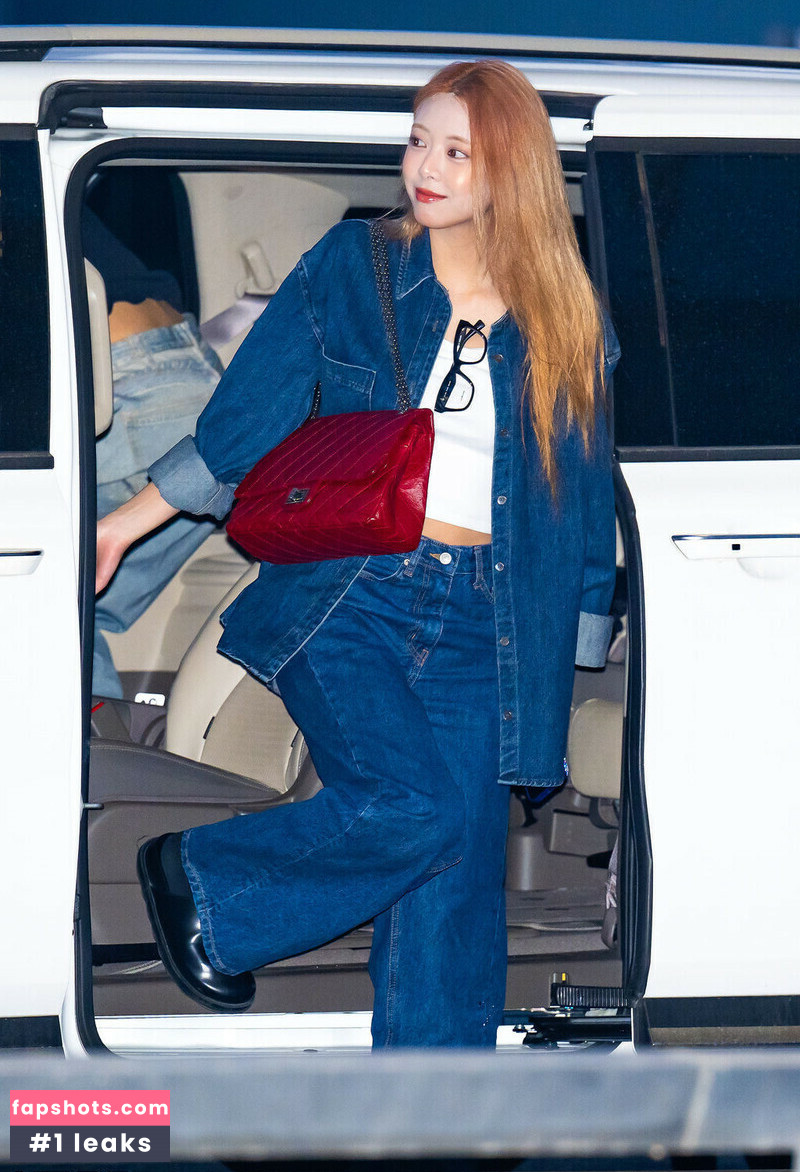 itzy.all.in.us gallery photo #125