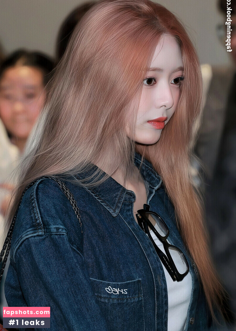 itzy.all.in.us gallery photo #136