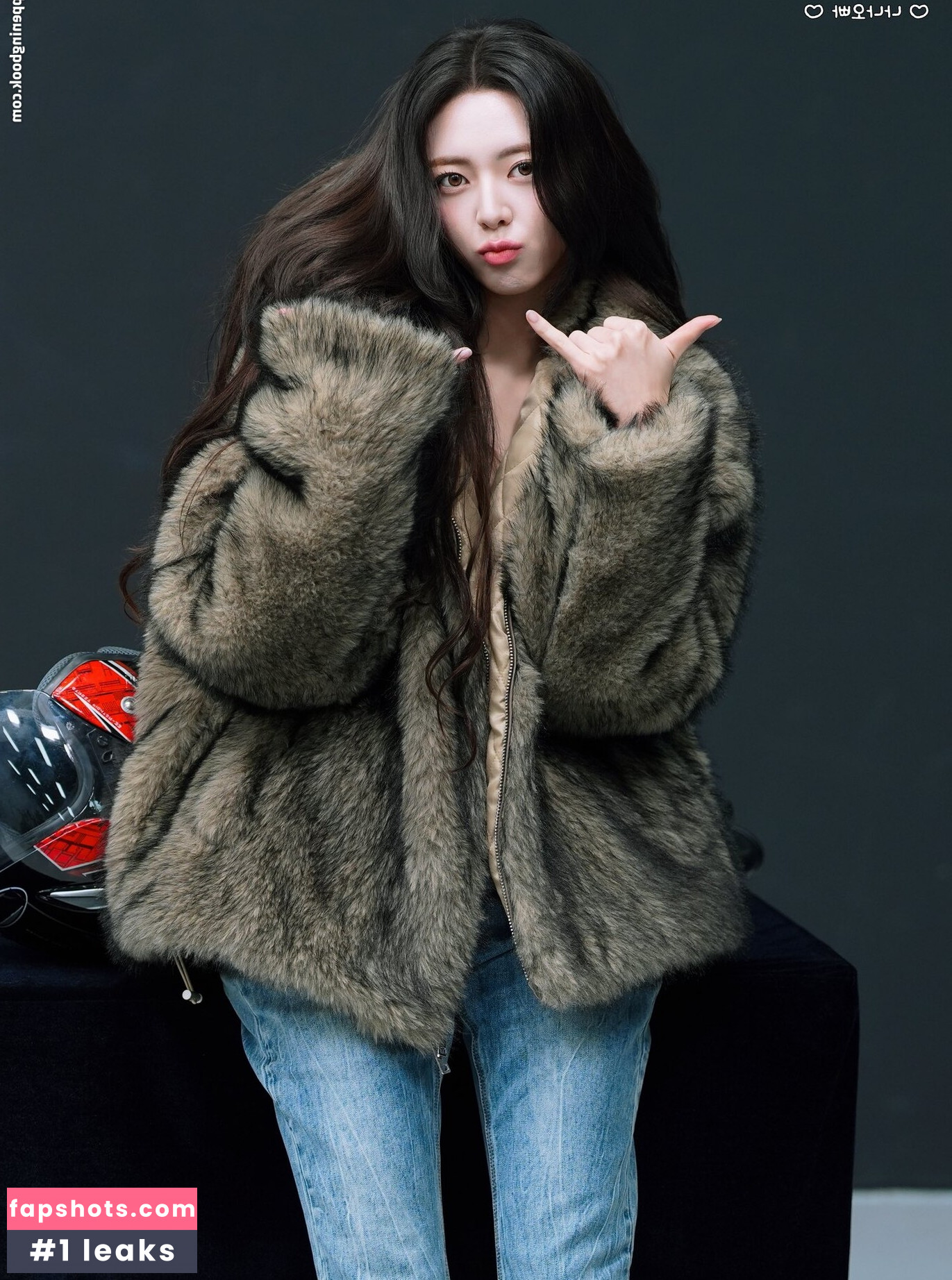 itzy.all.in.us gallery photo #18