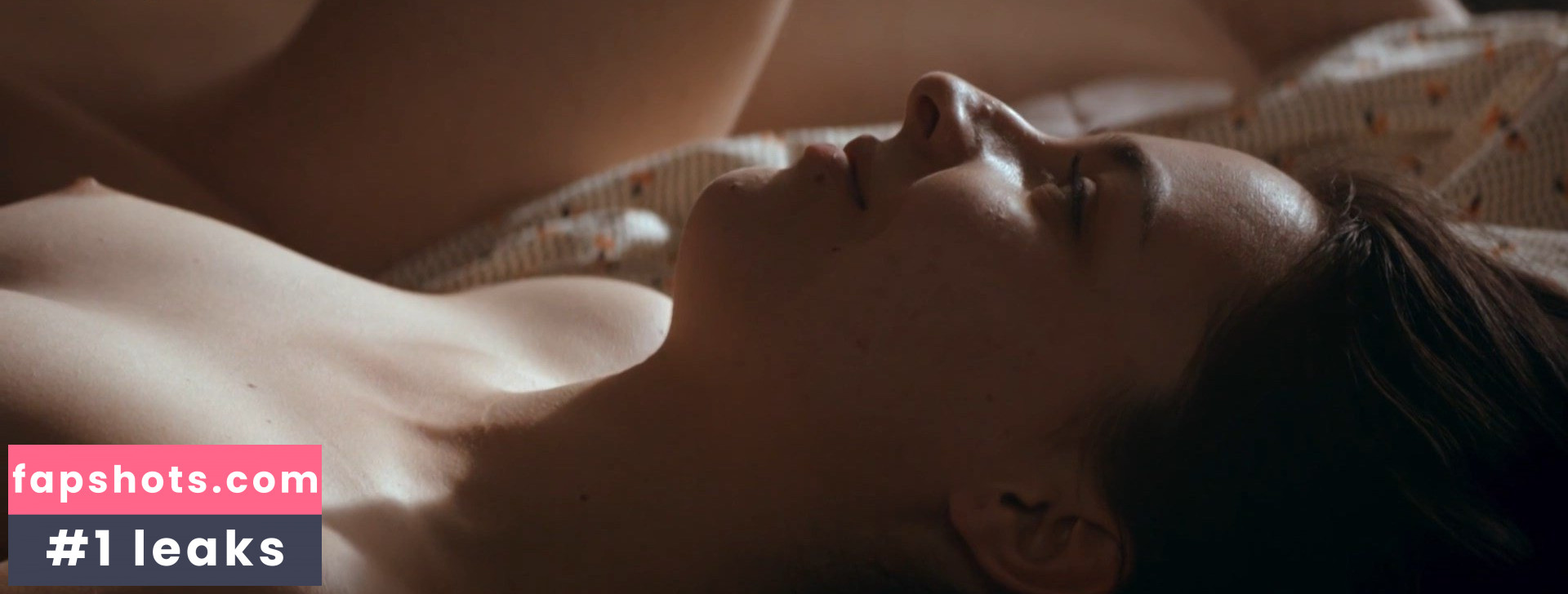 Iulia Alexandra Dinu nude babe gallery