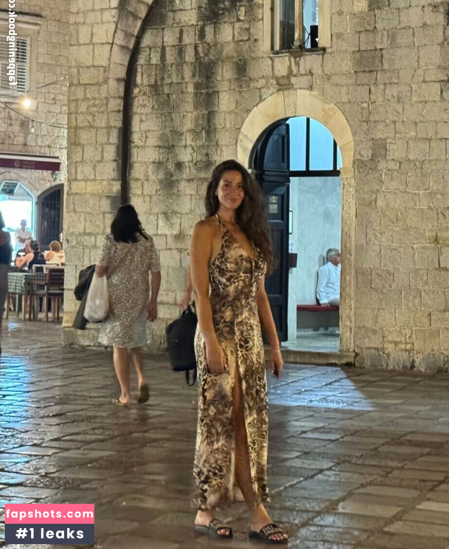 iuliagyrbu Filtración Desnuda OnlyFans Foto #4 - Fapshots