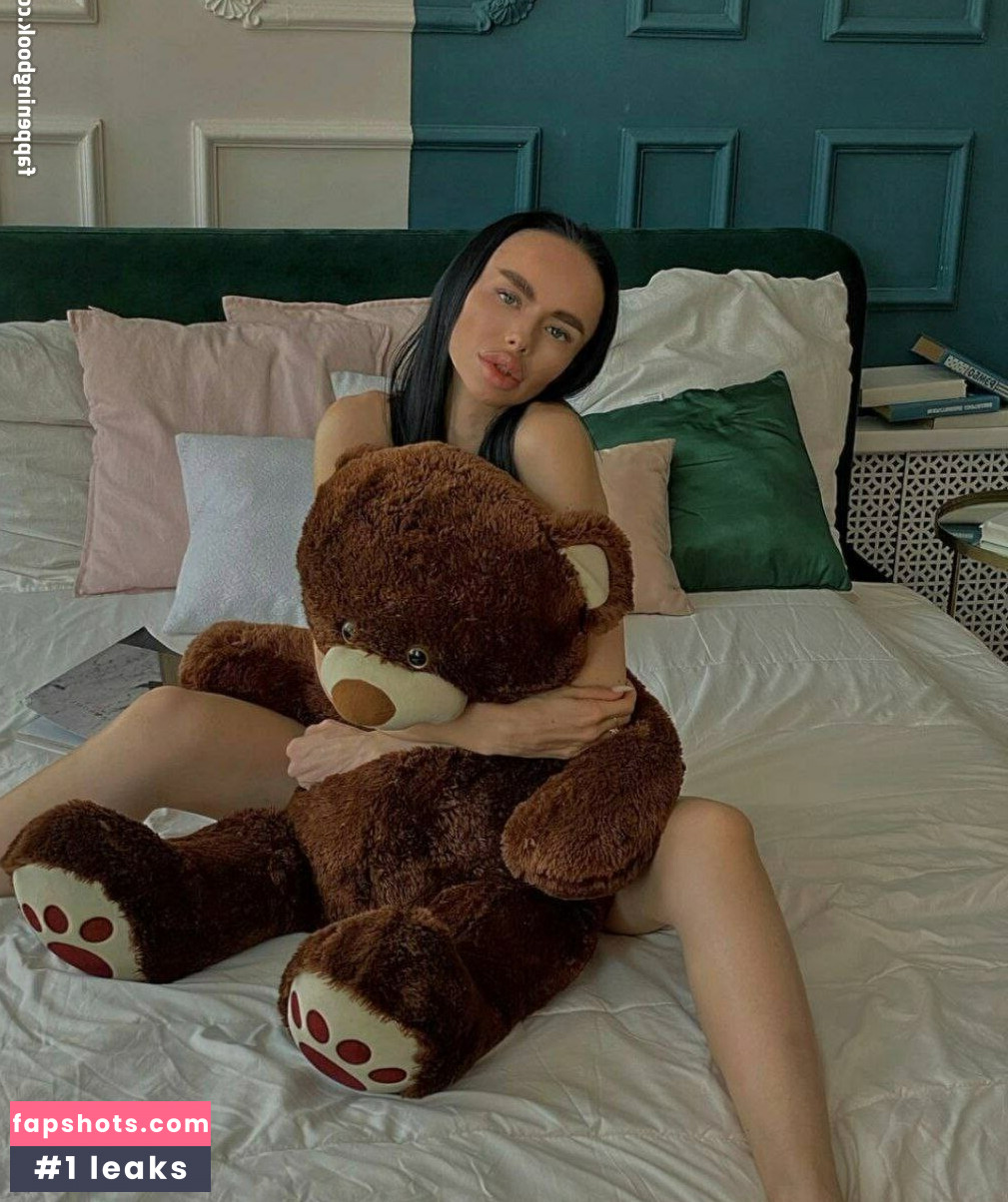 IustfuI_slut gallery photo #10