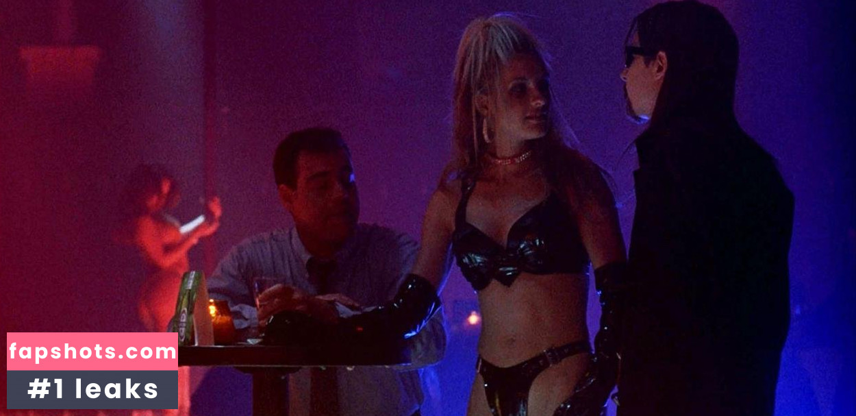 Iva Hasperger nude babe gallery