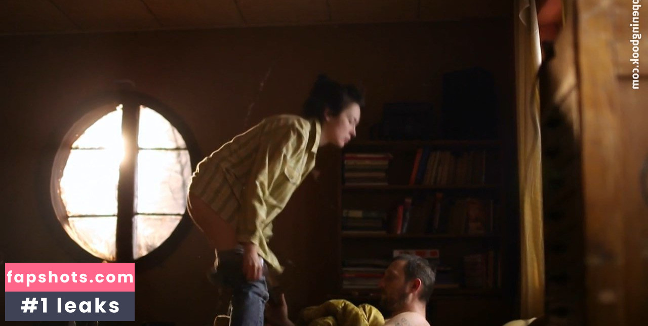 Iva Mihalic gallery photo #13