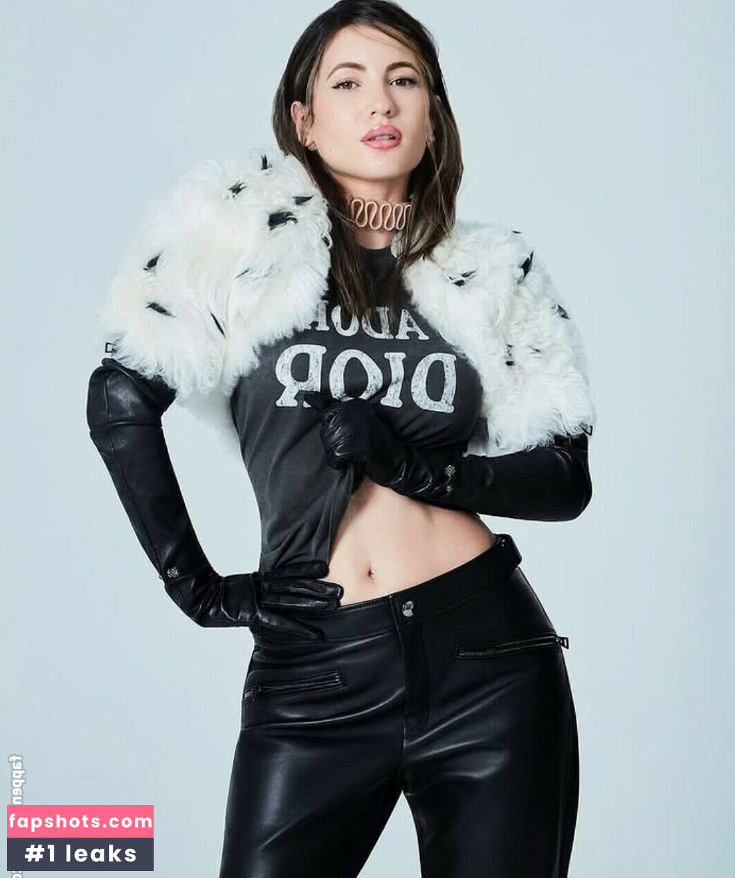 Ivana Baquero Filtración Desnuda OnlyFans Foto #3 - Fapshots