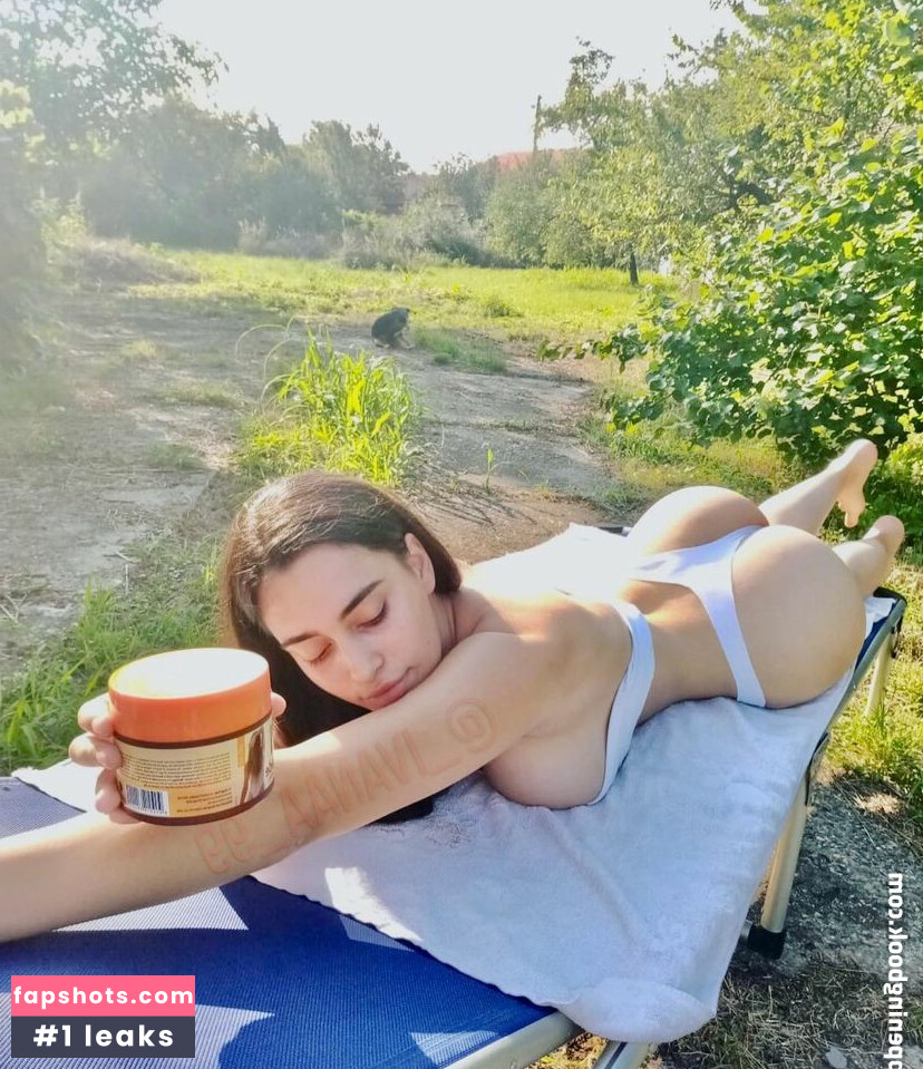 Ivana S. gallery photo #26