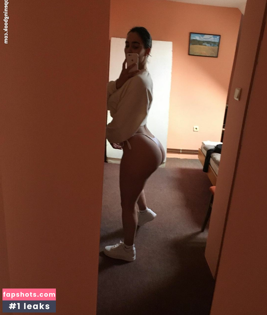 Ivana S. gallery photo #28