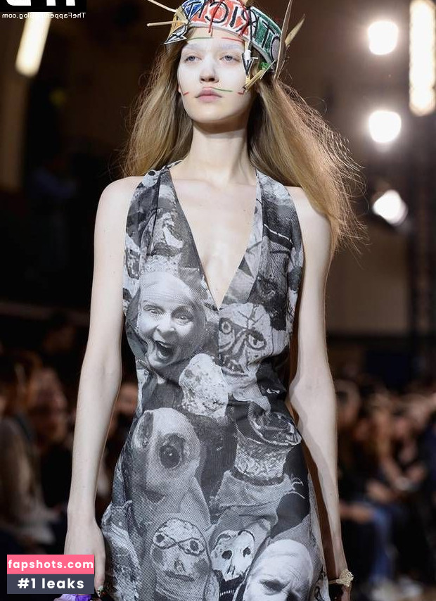 Ivana Teklic gallery photo #2