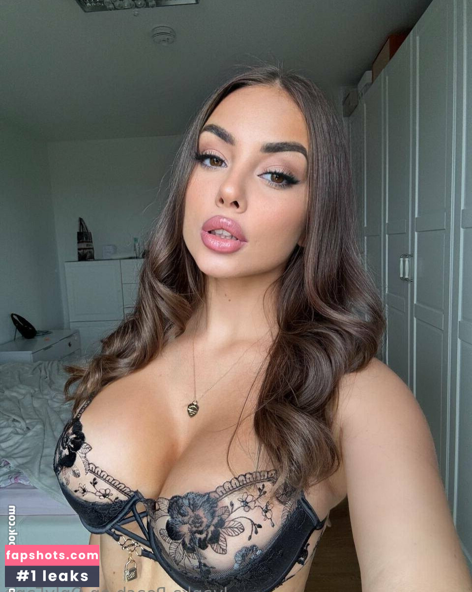 Ivanka Peach Nude Leaks OnlyFans Photos #3 - LeakJerk