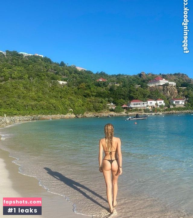 Ivanka Smilenko gallery photo #2