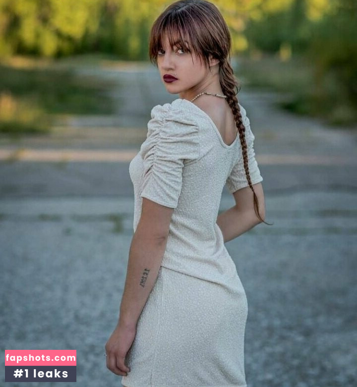 ivonazg Nude Leaks OnlyFans Photos #9 - LeakJerk