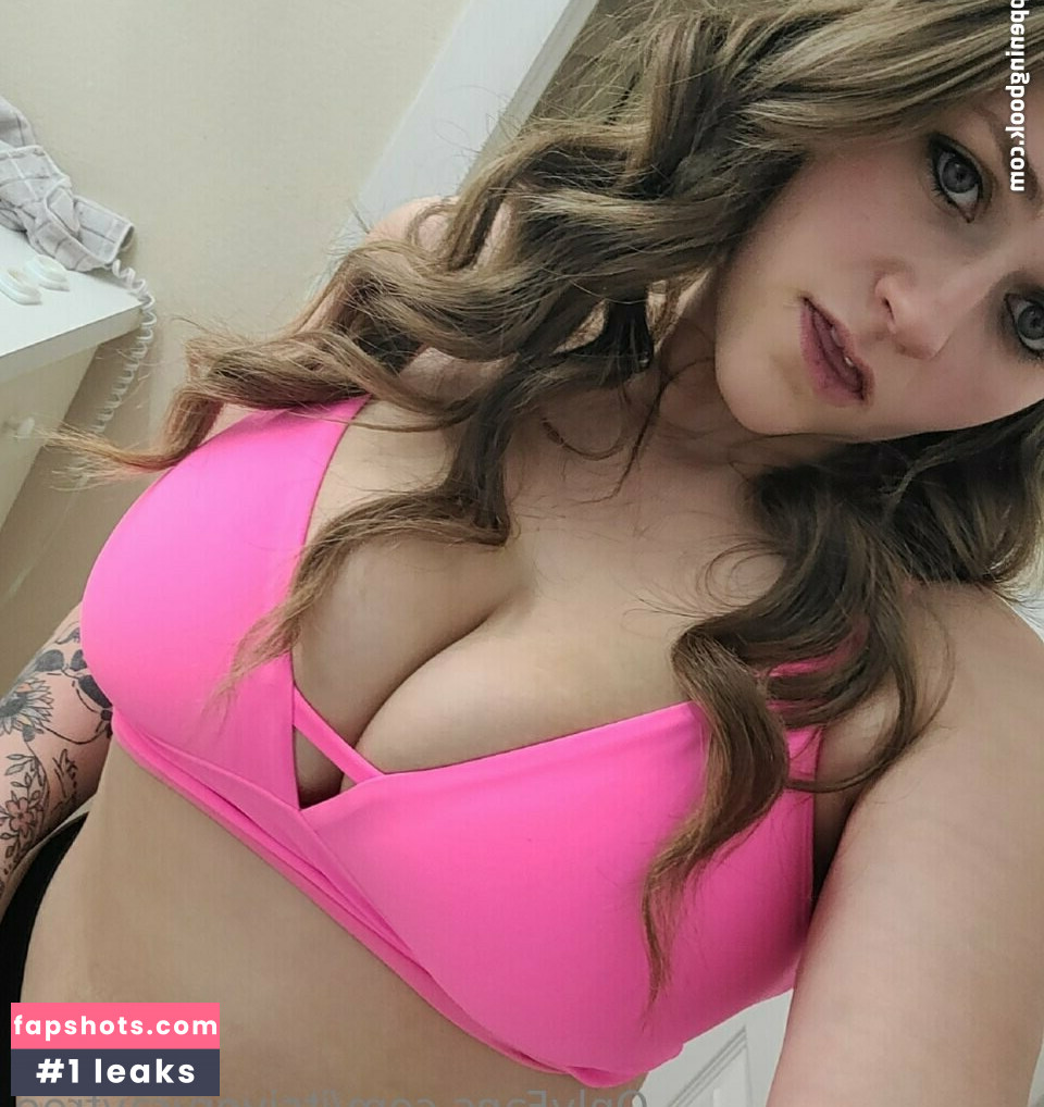 Ivory Ray gallery photo #46