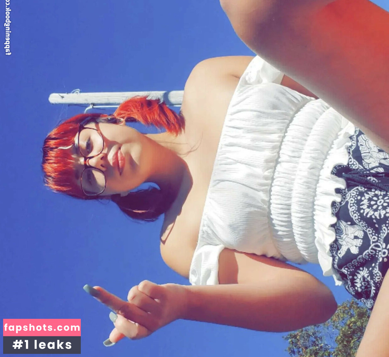 Ivorymeadowlark gallery photo #2