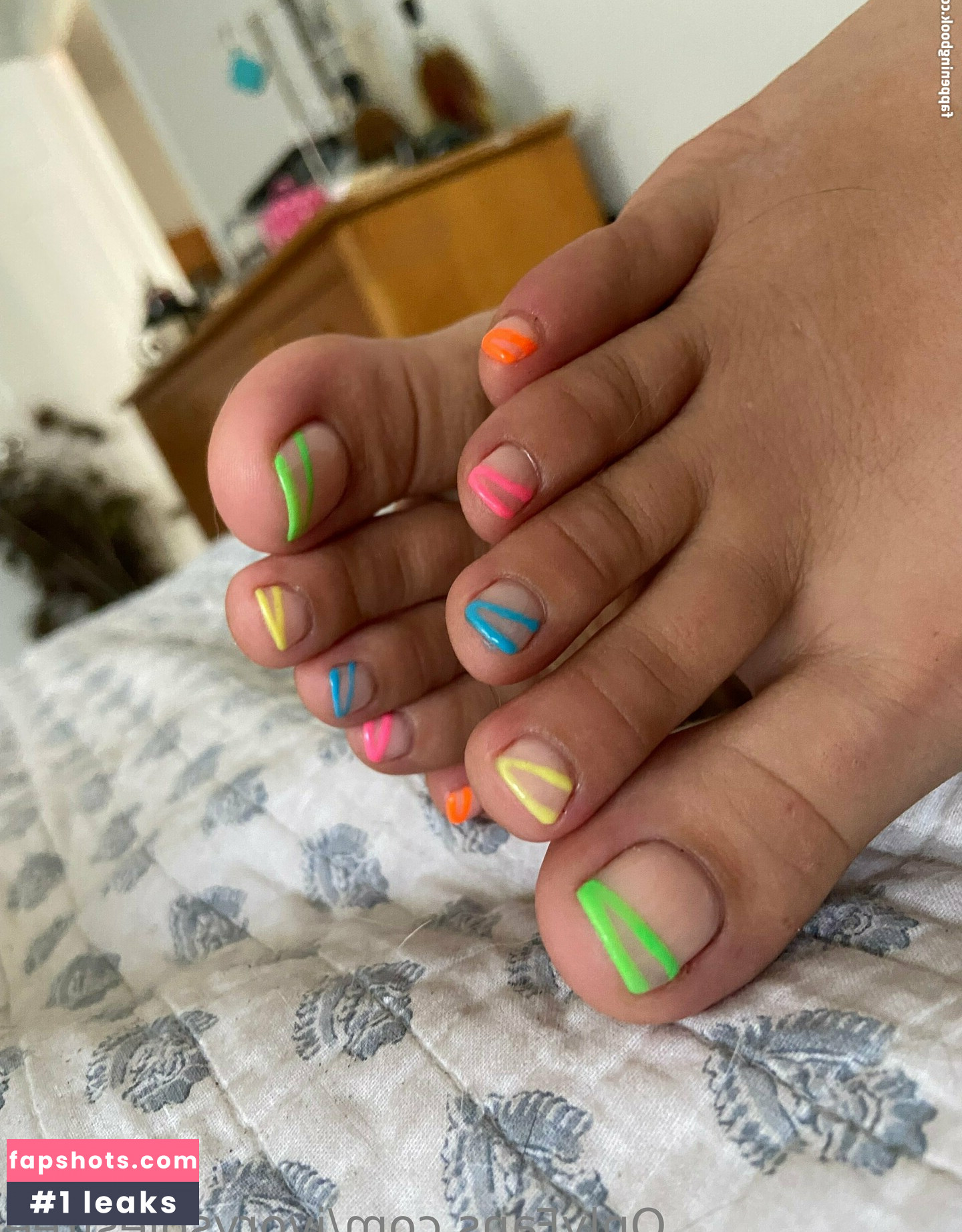 ivorysolesfree gallery photo #14