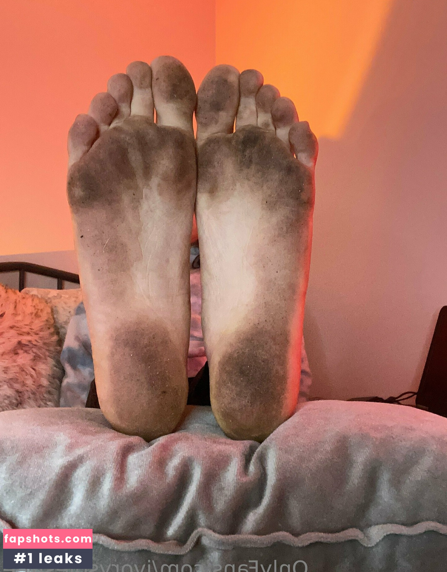 ivorysolesfree gallery photo #36