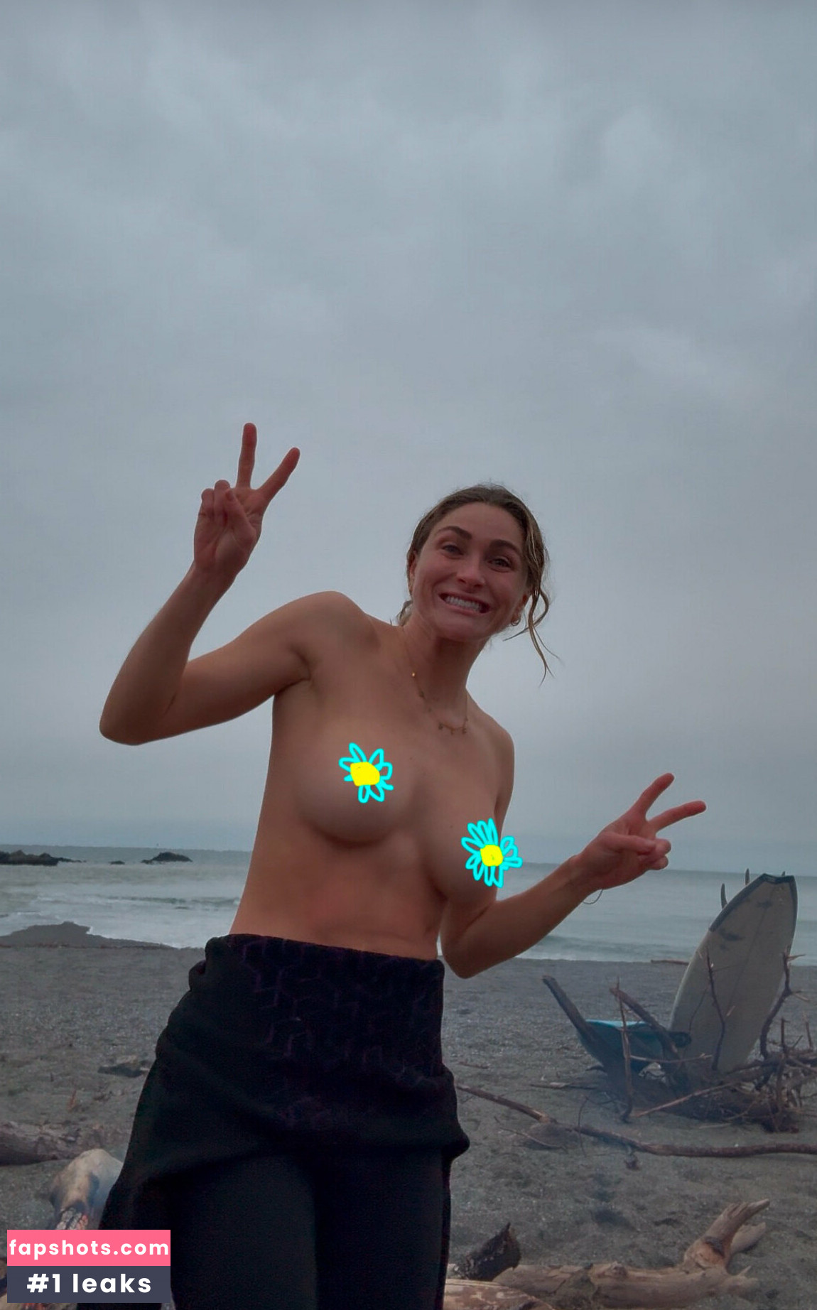 Ivy Miller gallery photo #9