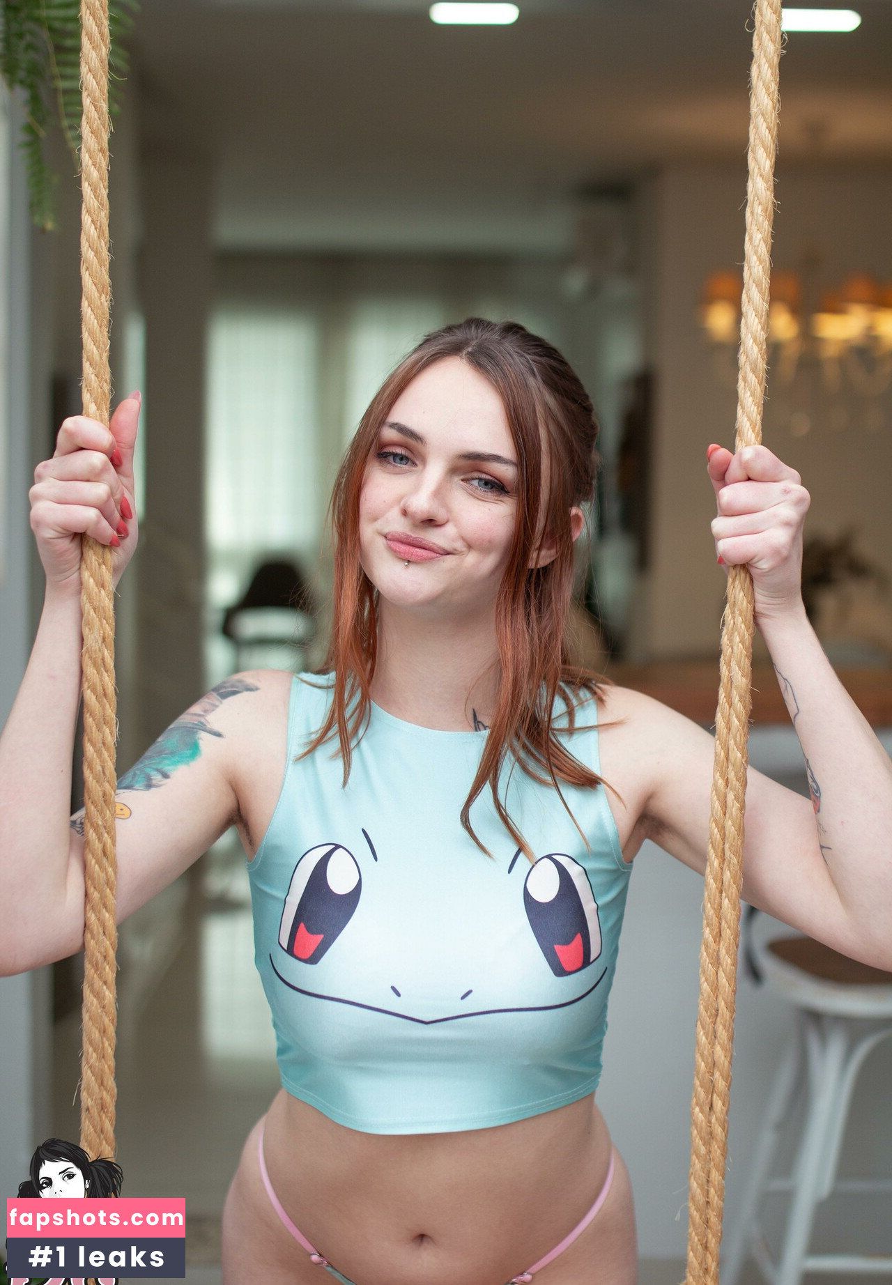 Ivy Moon nude babe gallery