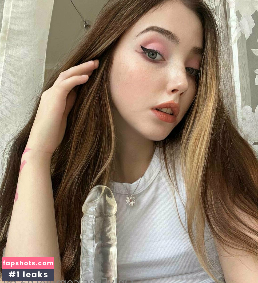 Ivy_ gallery photo #42