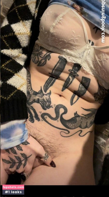 IvyElf gallery photo #4