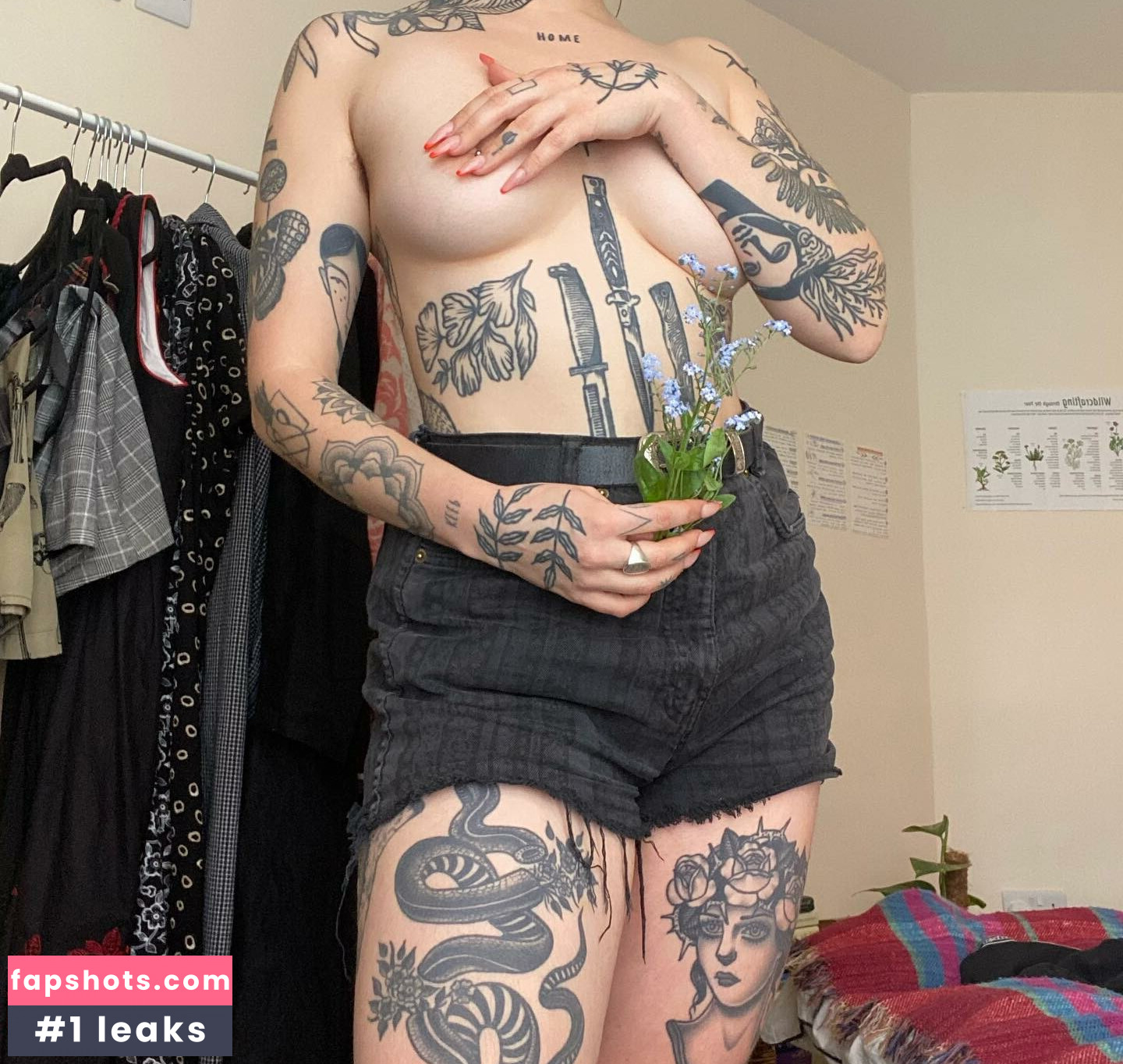 IvyElf gallery photo #37